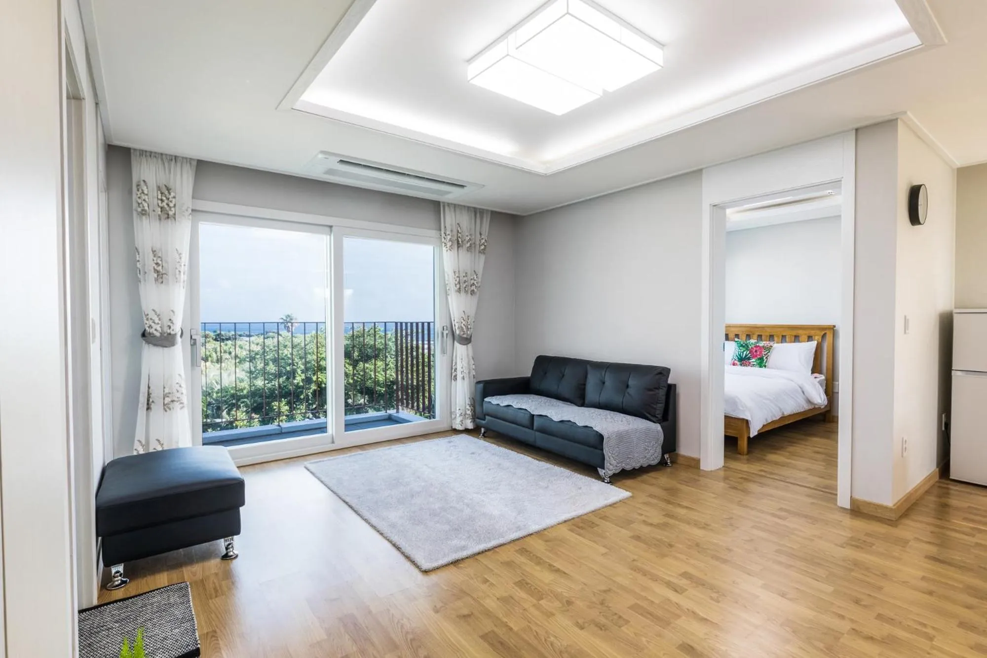 Two-Bedroom House in Jeju Bada Wi Olle Pension