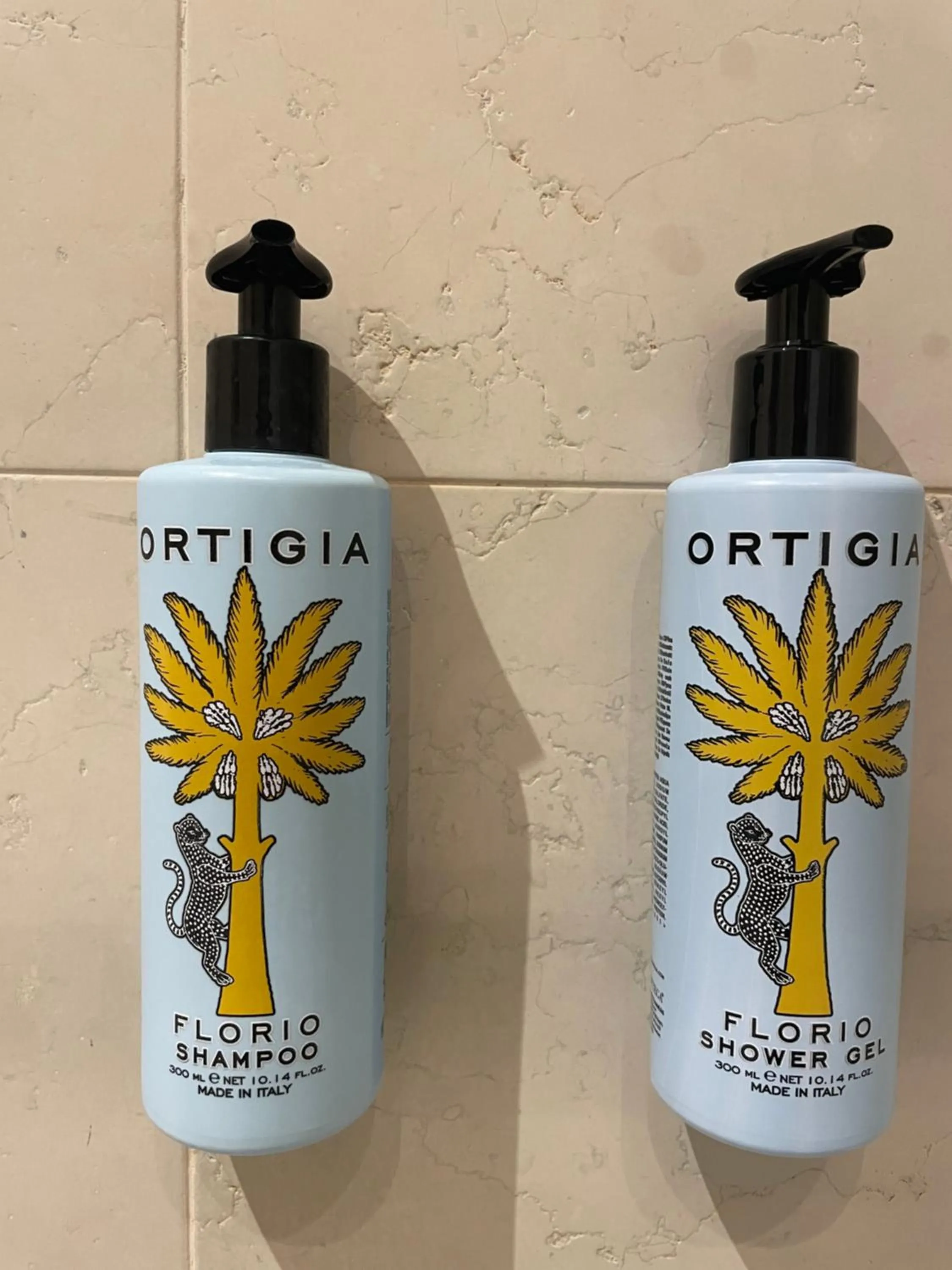 Single Room in Hotel Colombia