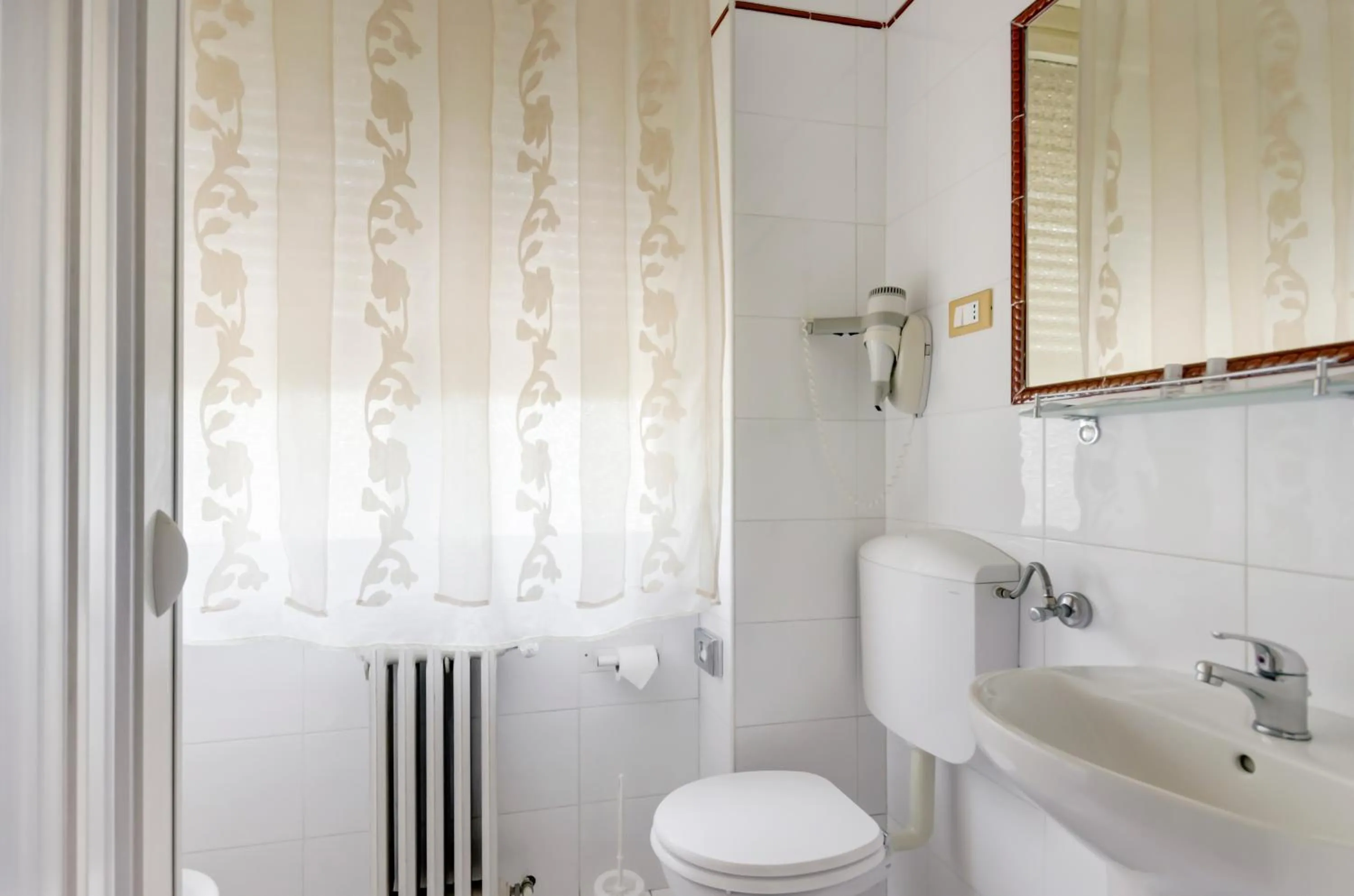 Single Room in Hotel Original