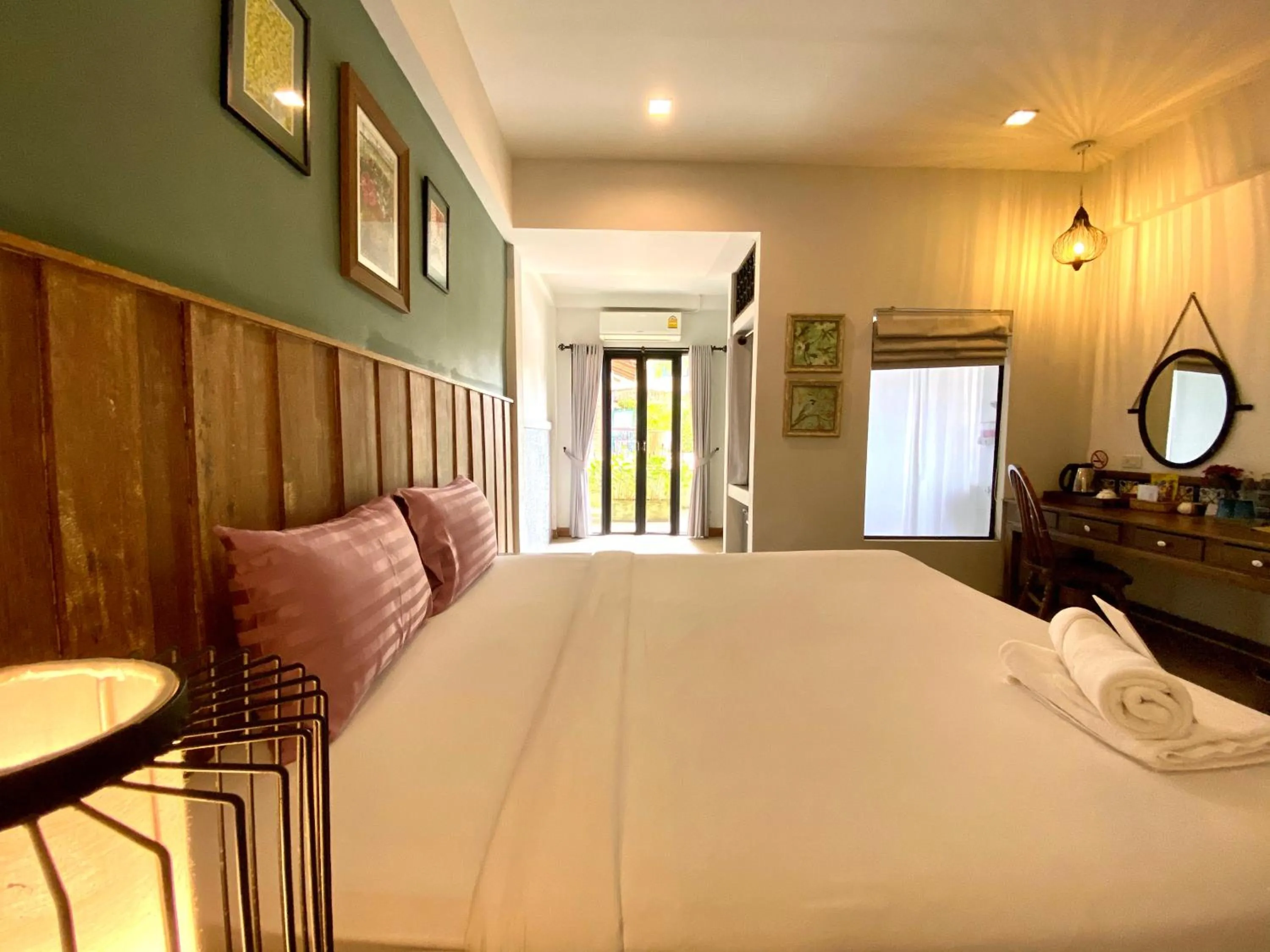 Double Room with Pool View in Hotel Toscana Trat