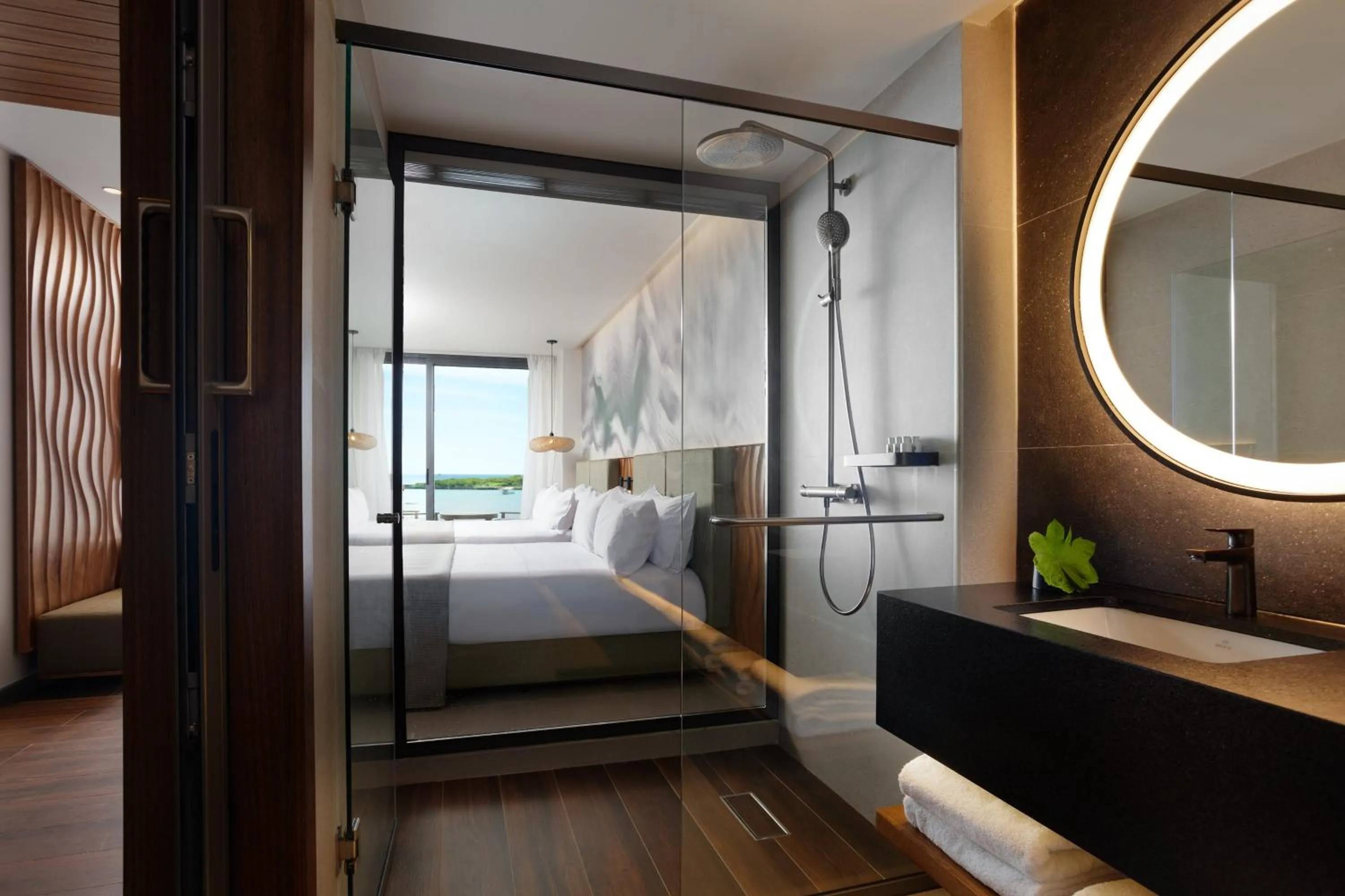 King Room with City View in Hotel Indigo - Galapagos by IHG