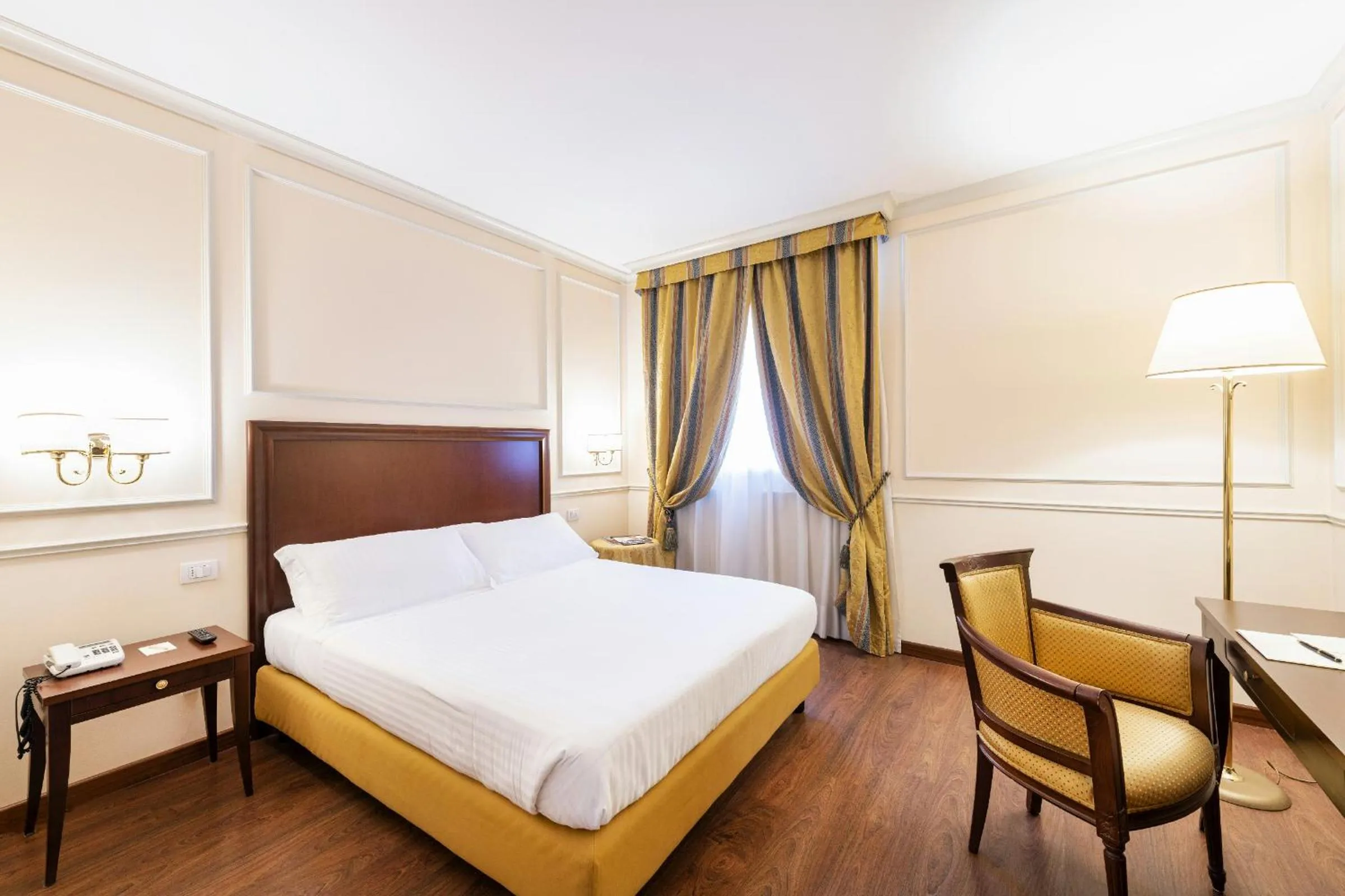 Classic Queen Room - single occupancy - Non-Smoking in The Regency Sure Hotel Collection by Best Western