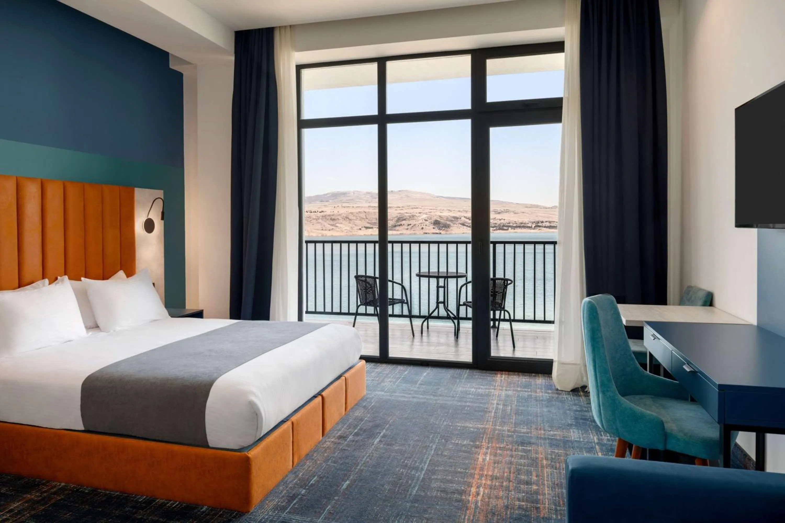 Queen Room - Sea View in Gino Seaside Tbilisi, Trademark Collection by Wyndham