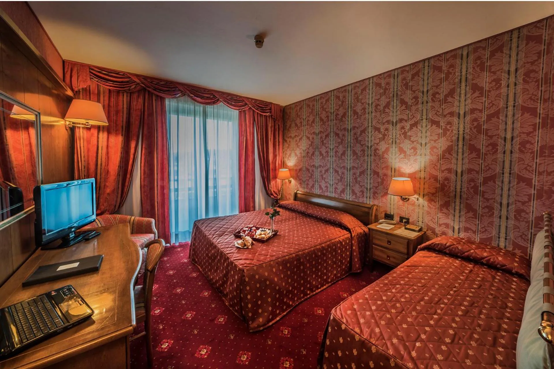 Triple Room in Hotel Valdarno