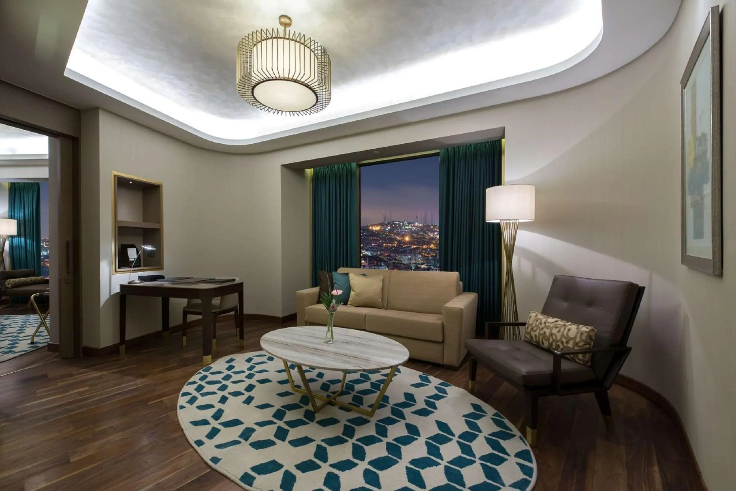 One-Bedroom King Suite - Lounge Access in Hilton Istanbul Kozyatagi