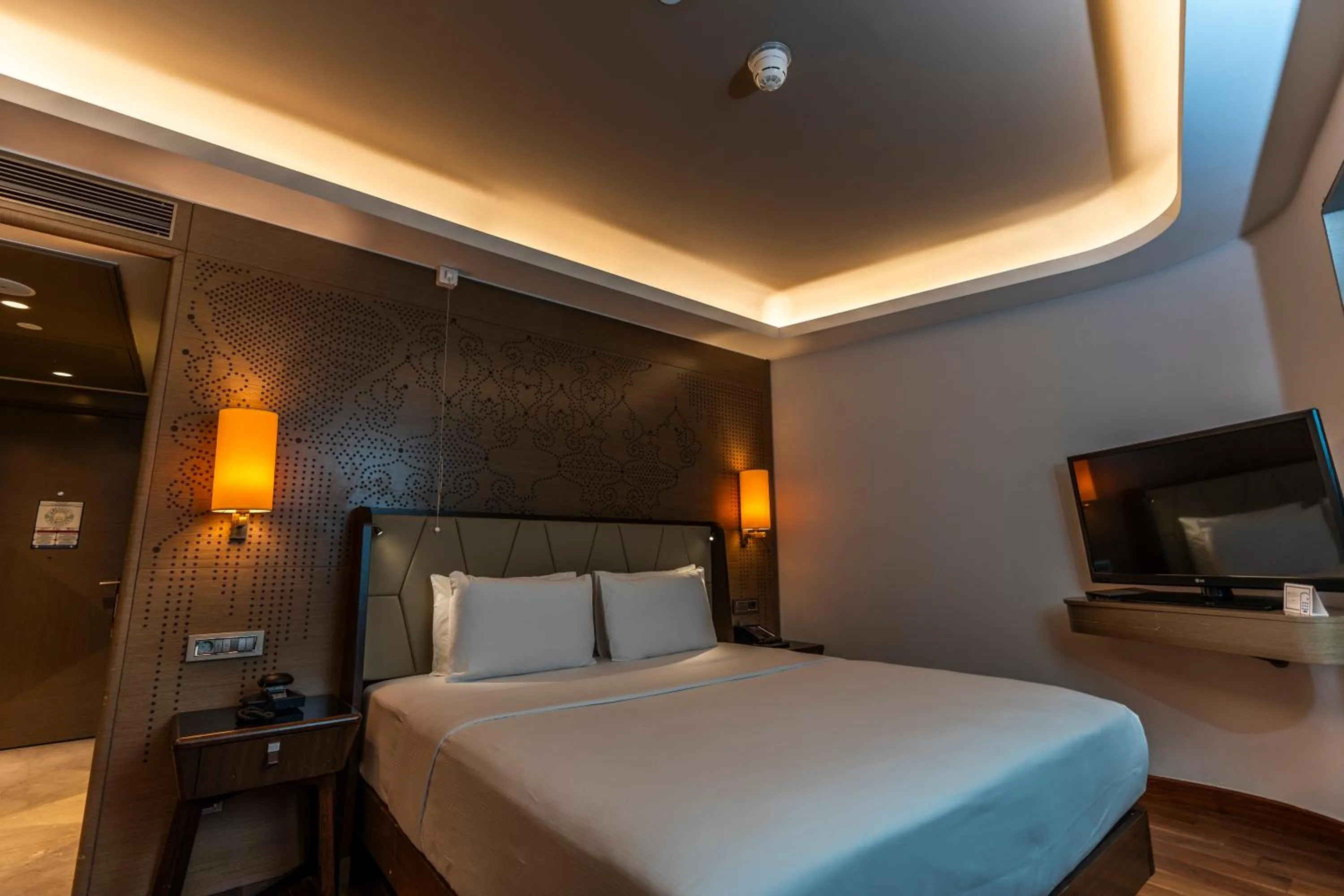 King Room - Mobility Access in Hilton Istanbul Kozyatagi