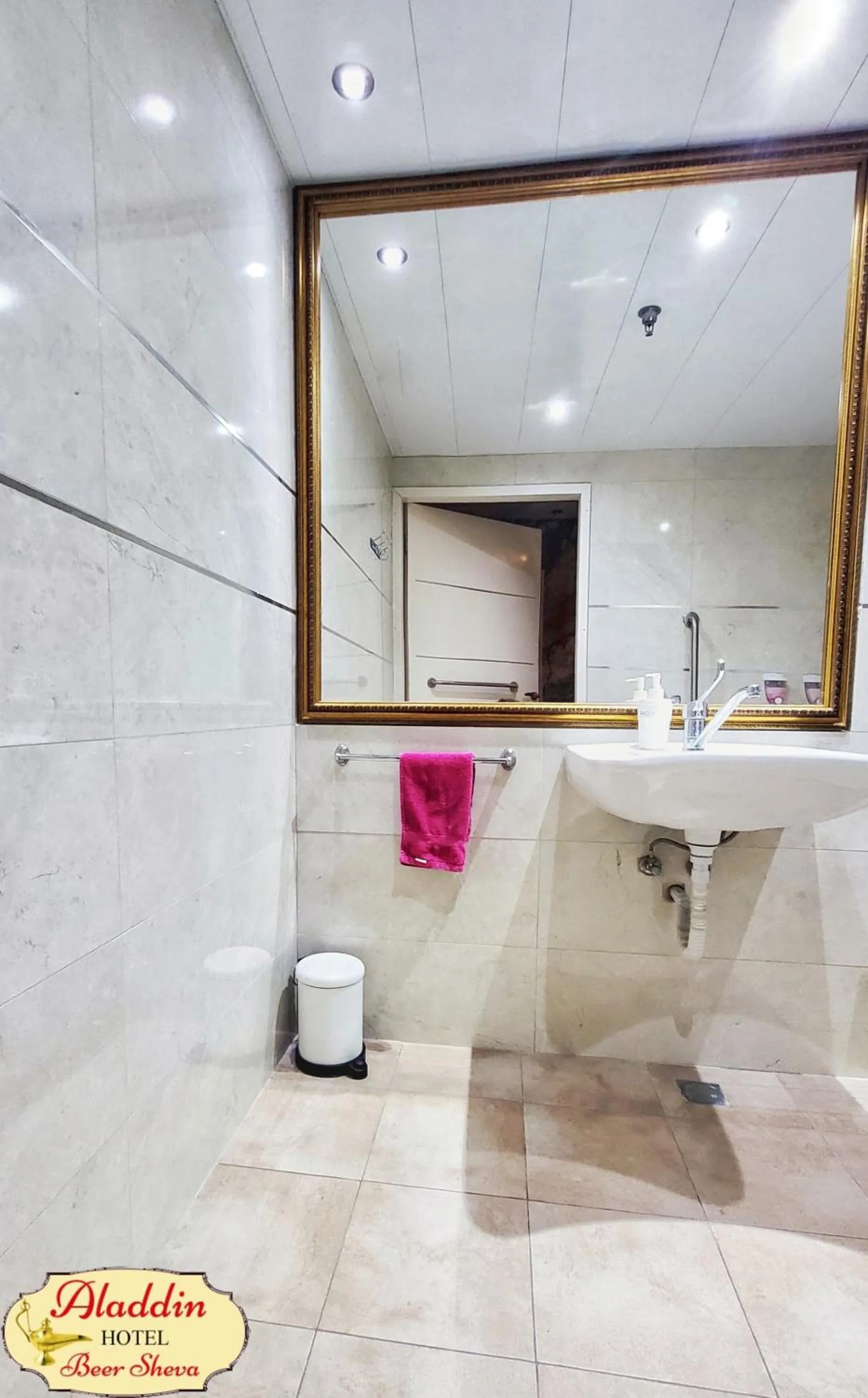 Triple Room in Aladdin Hotel Beer Sheva