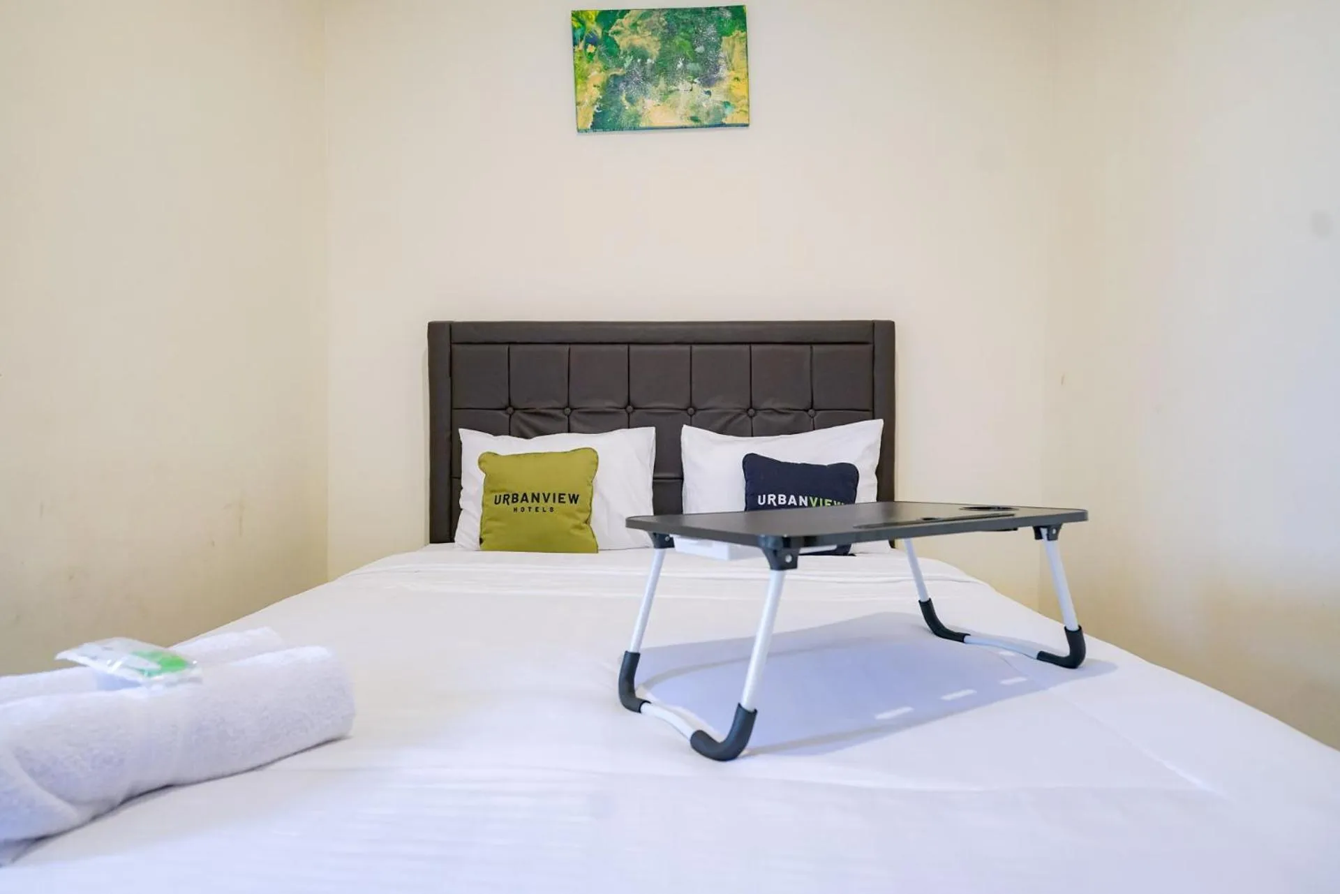 Standard Double Room in Urbanview Hotel Gatot Subroto Lampung by RedDoorz