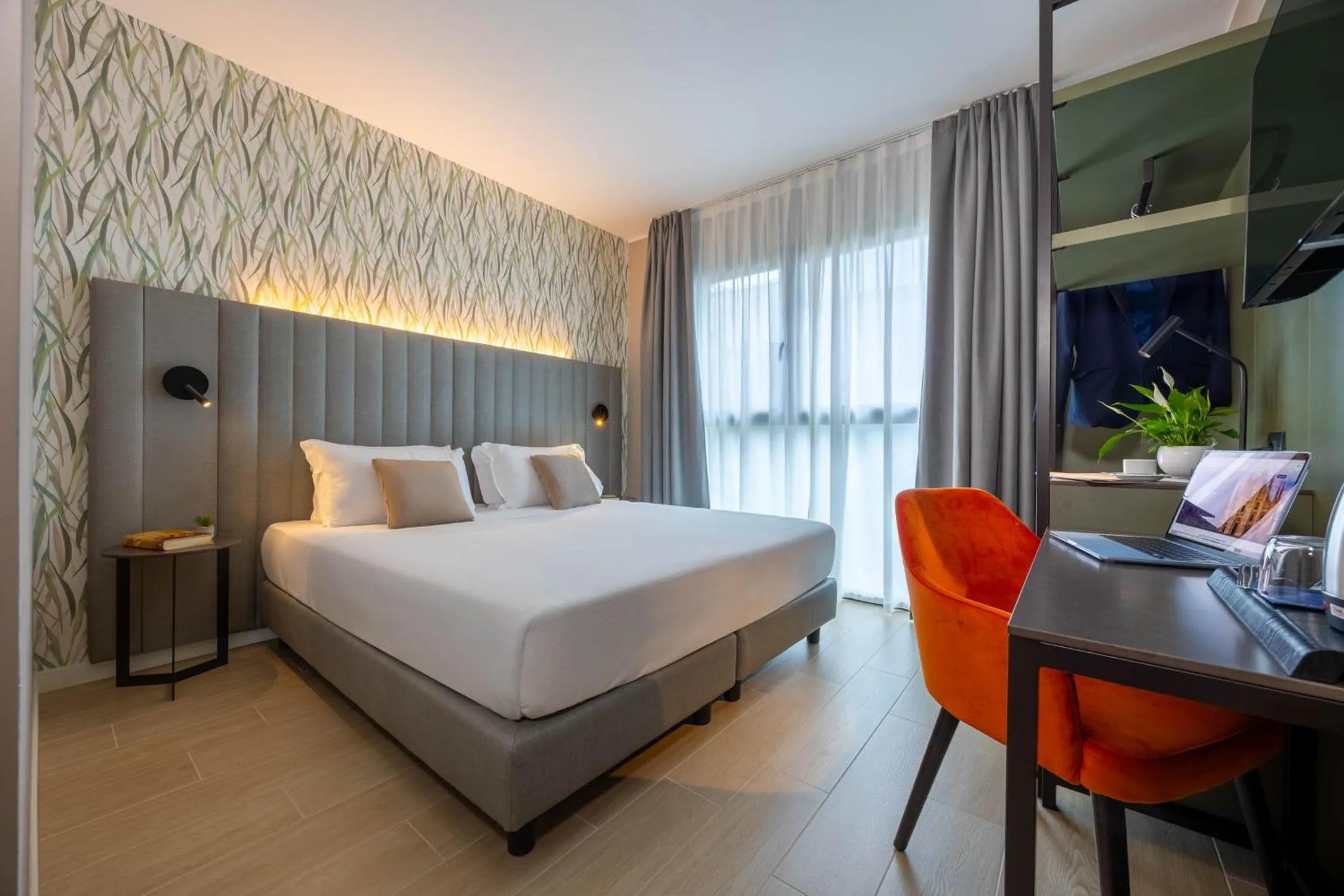 Deluxe Double or Twin Room in iH Hotels Milano Watt 13