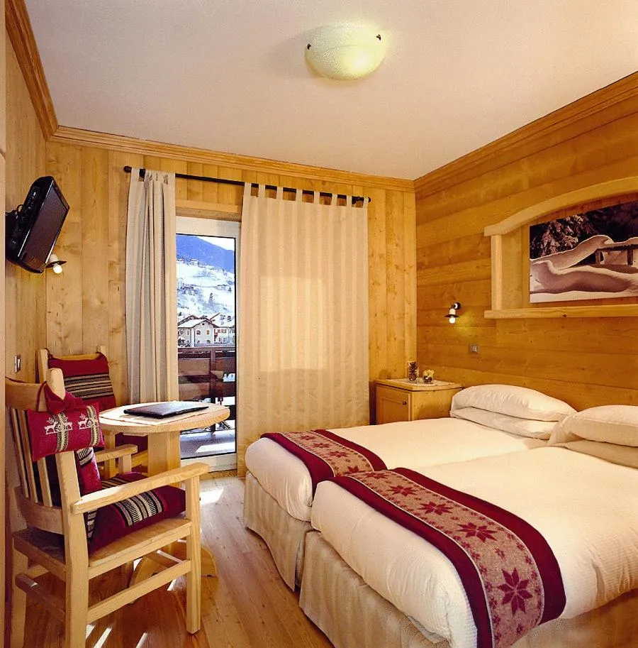 Double Room in Hotel Baita Dei Pini