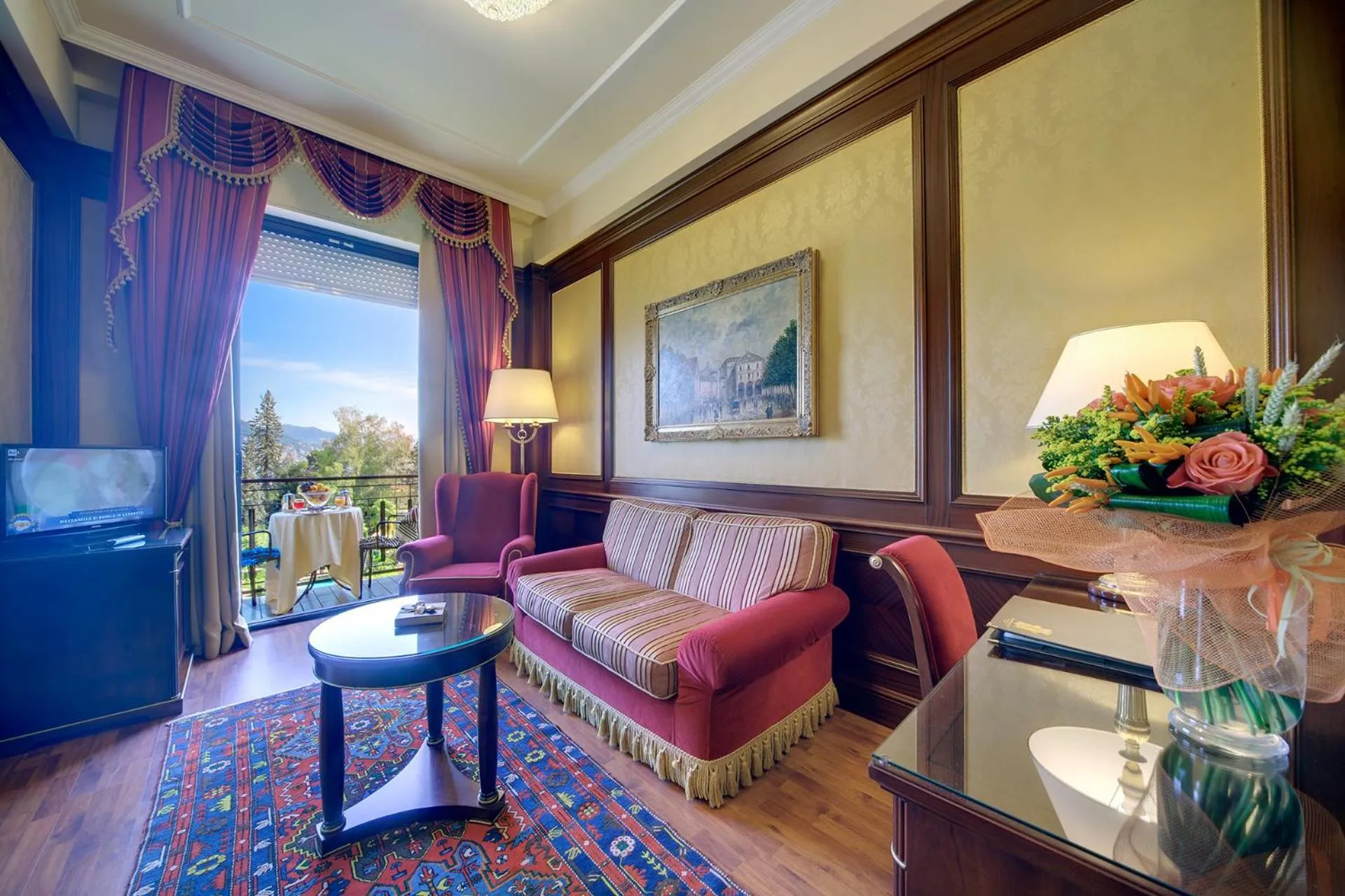 Suite with Lake View in Hotel Simplon