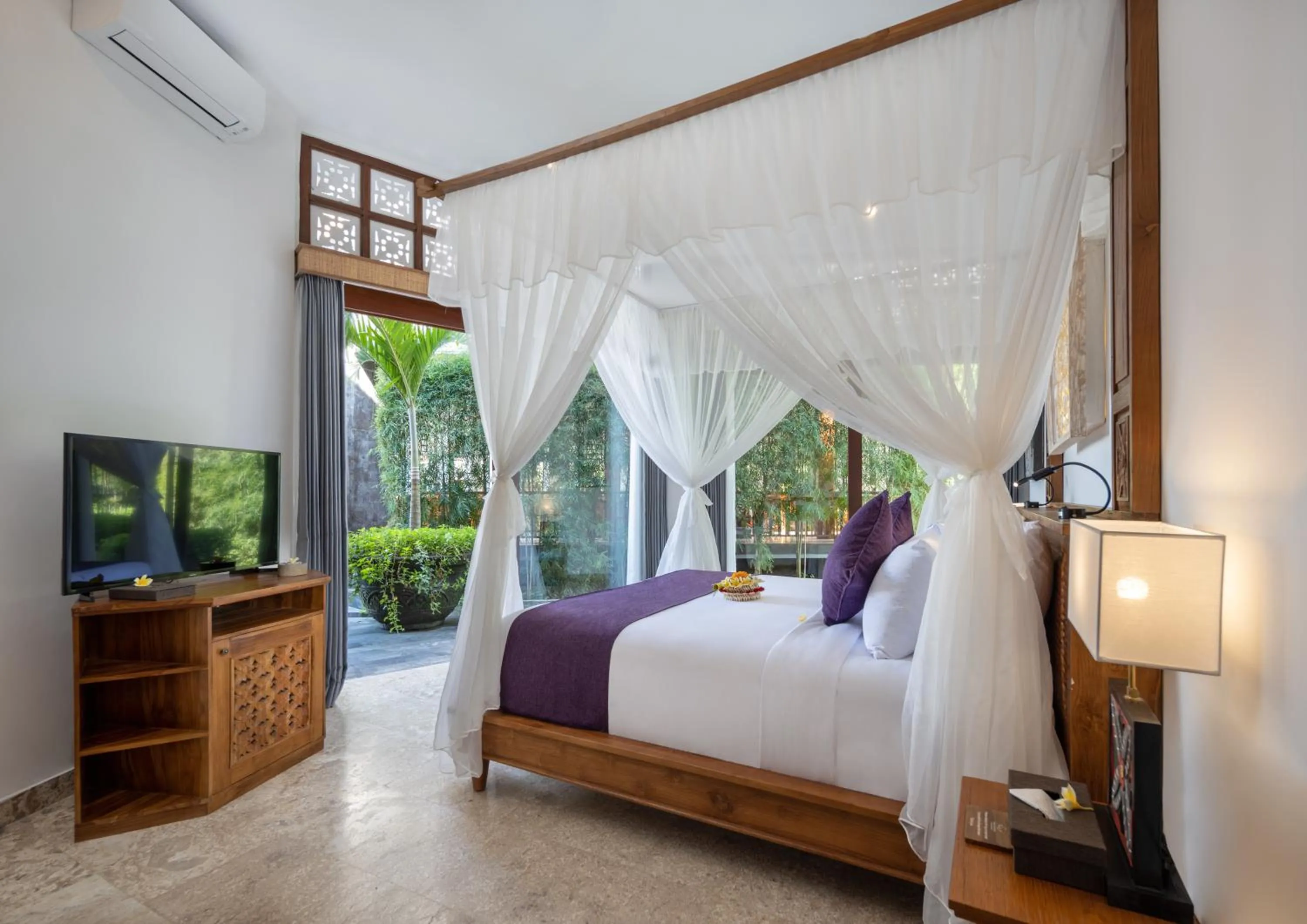 One-Bedroom Suite with Garden View and FREE daily shuttle to Ubud City, FREE Photo Session, FREE One  Hour Padel or  Tennis , FREE access to Fitness Center, FREE Welcome Drink in Swan Paradise A Pramana Experience
