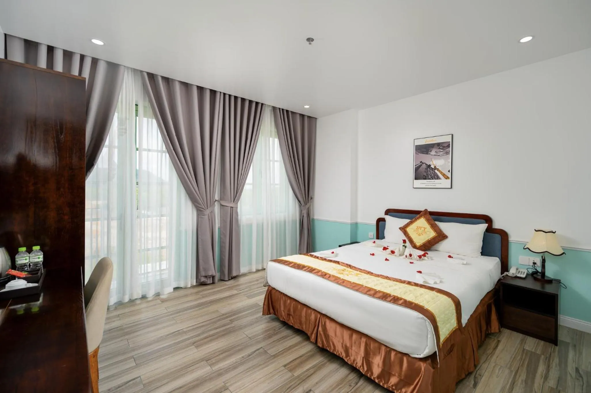 Deluxe King Room in Harry Phu Quoc Hotel 3