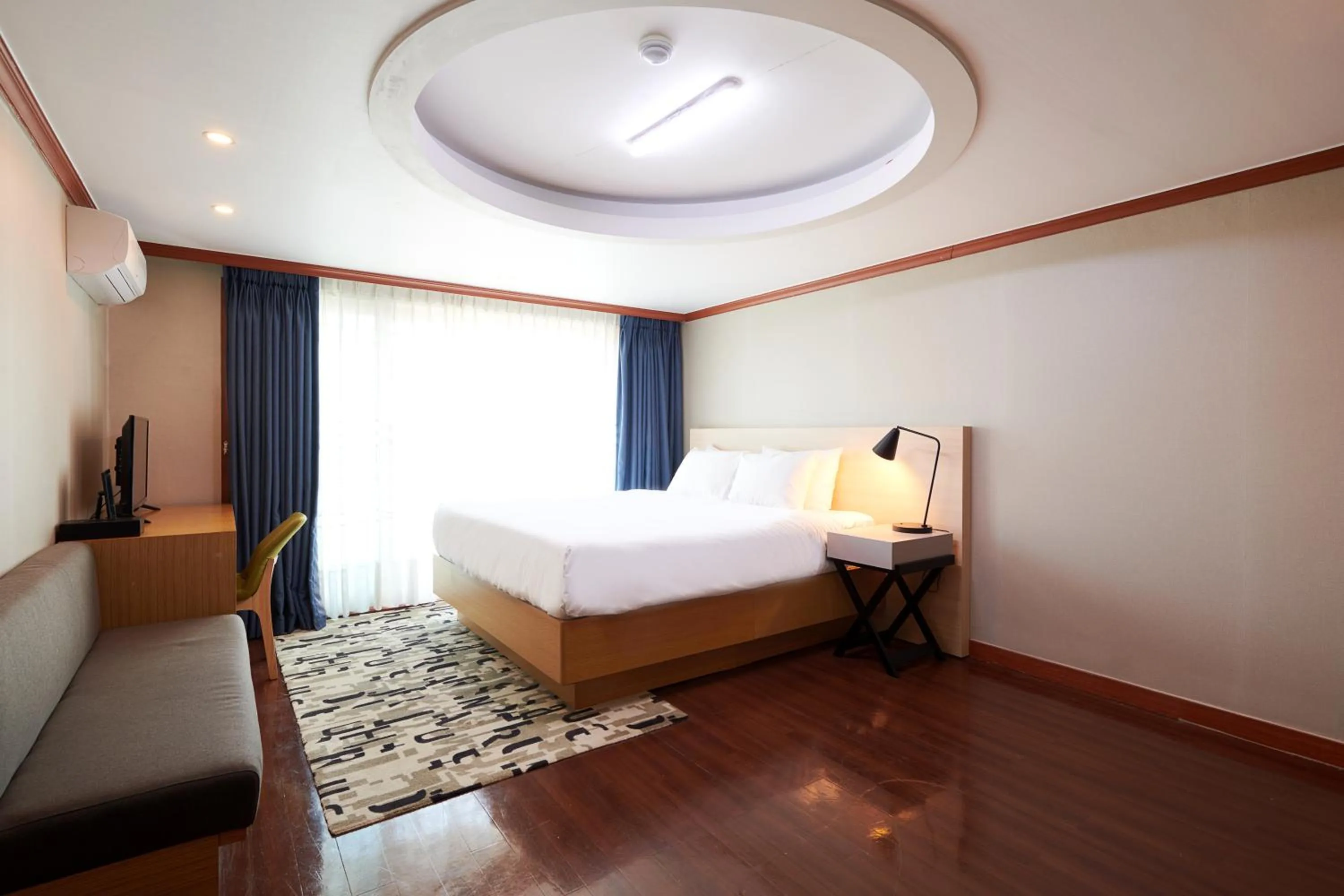 Deluxe Double Room in Sokcho Good Morning Hotel and Resort