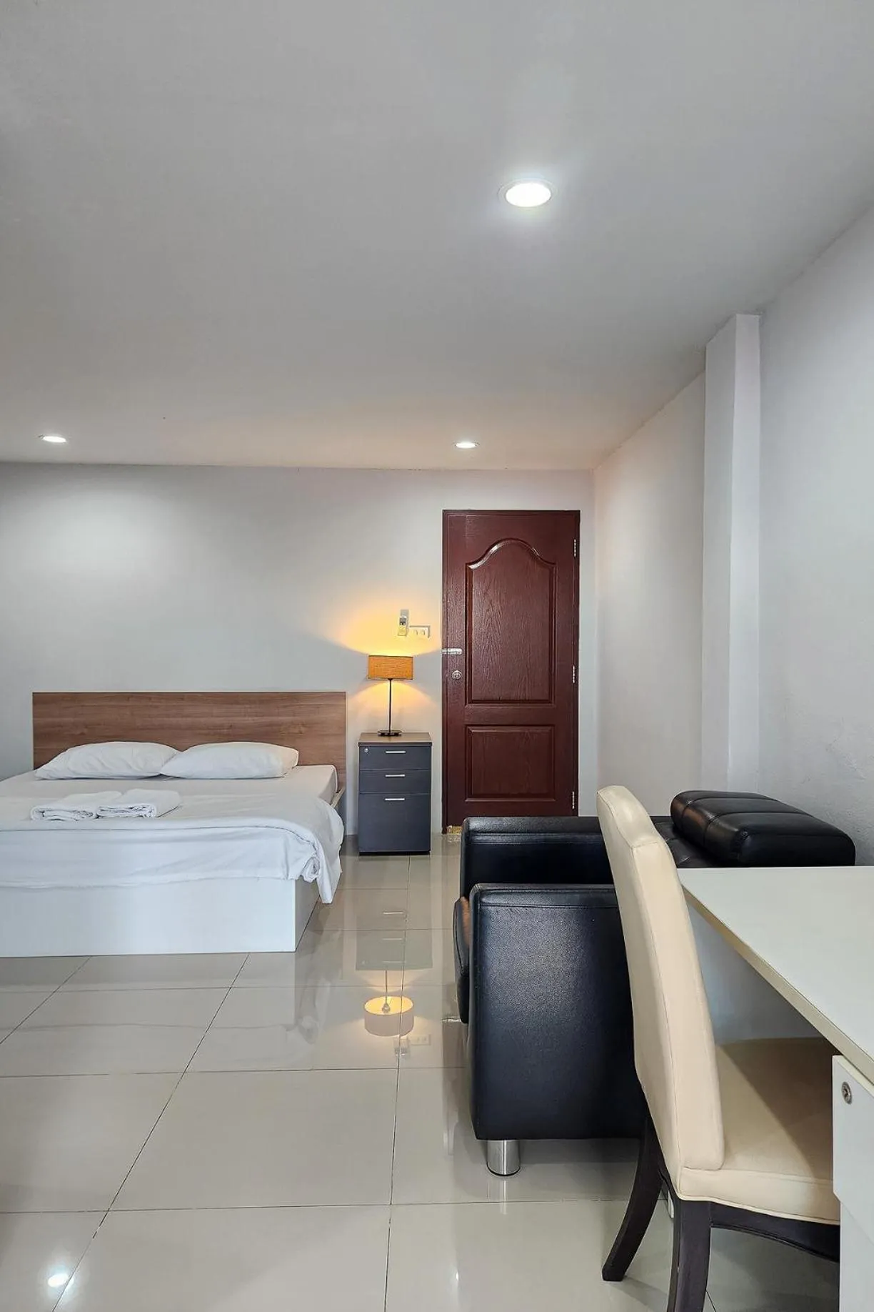 Superior Double Room in Freesia Bangphi Guest House