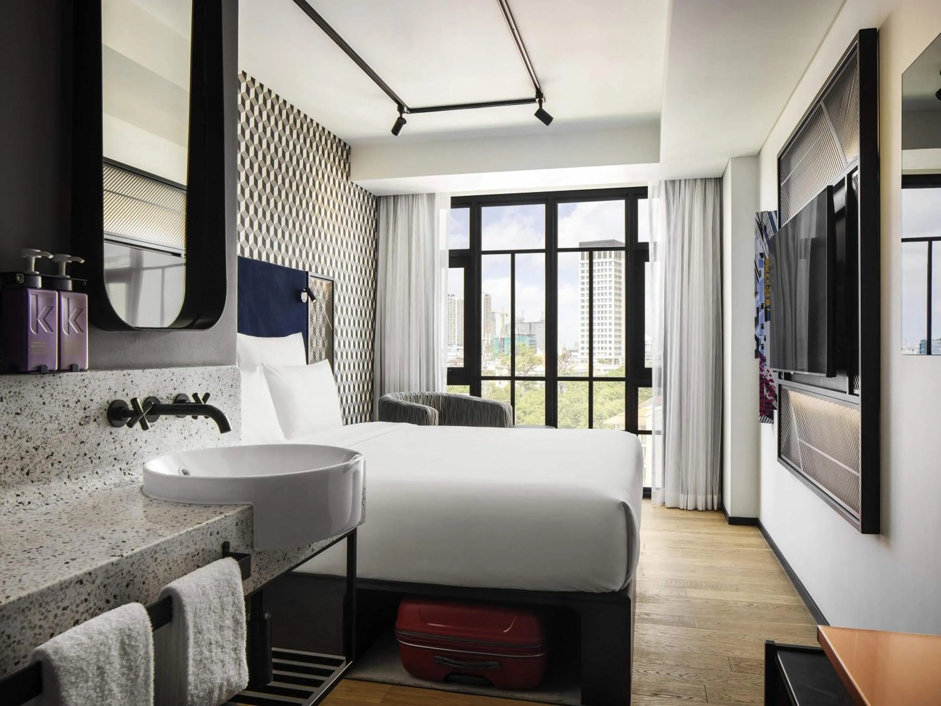 TRIBE Comfort Queen  in TRIBE Phnom Penh Post Office