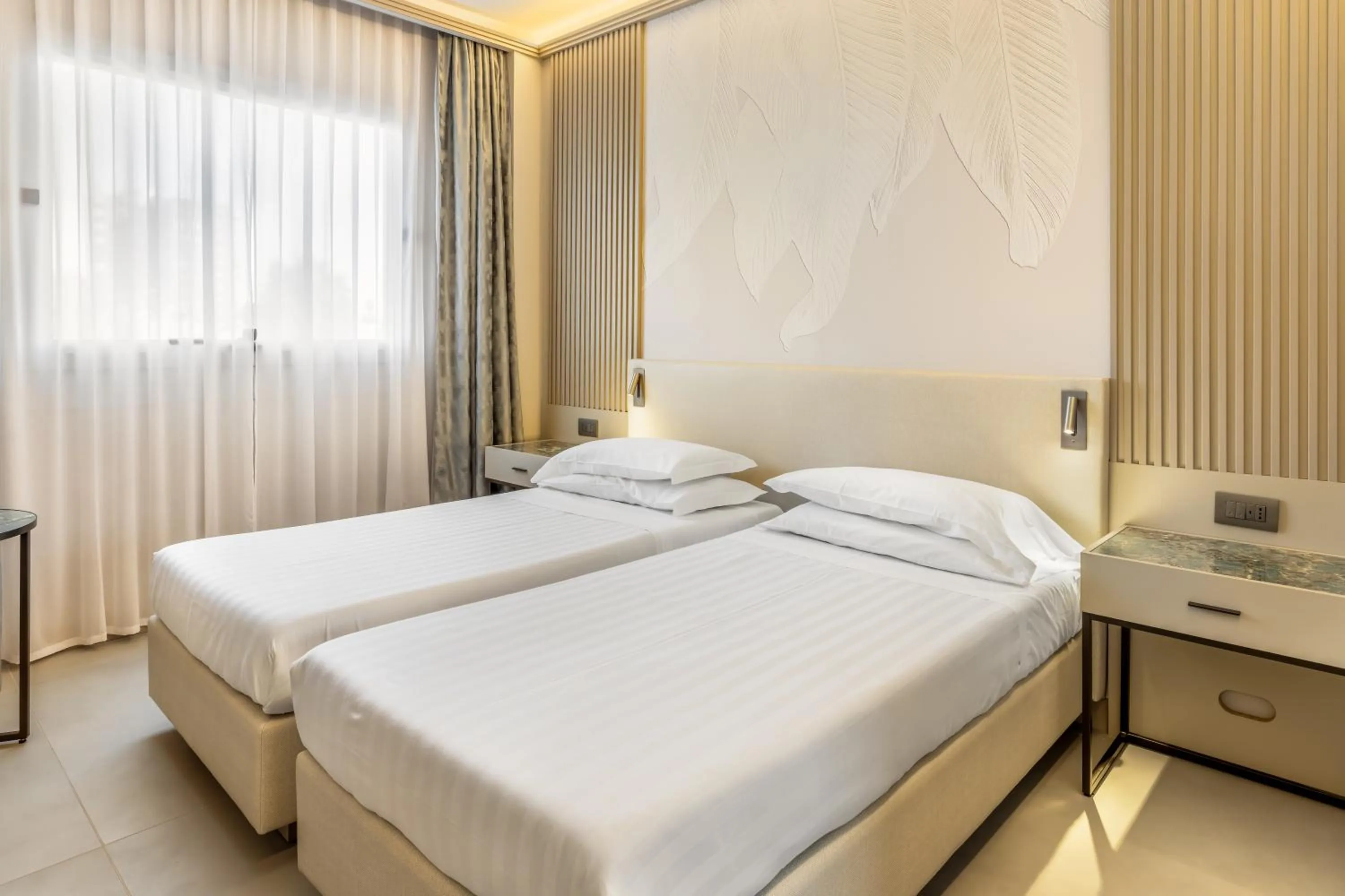 Deluxe Twin Room - single occupancy in Abacus Hotel