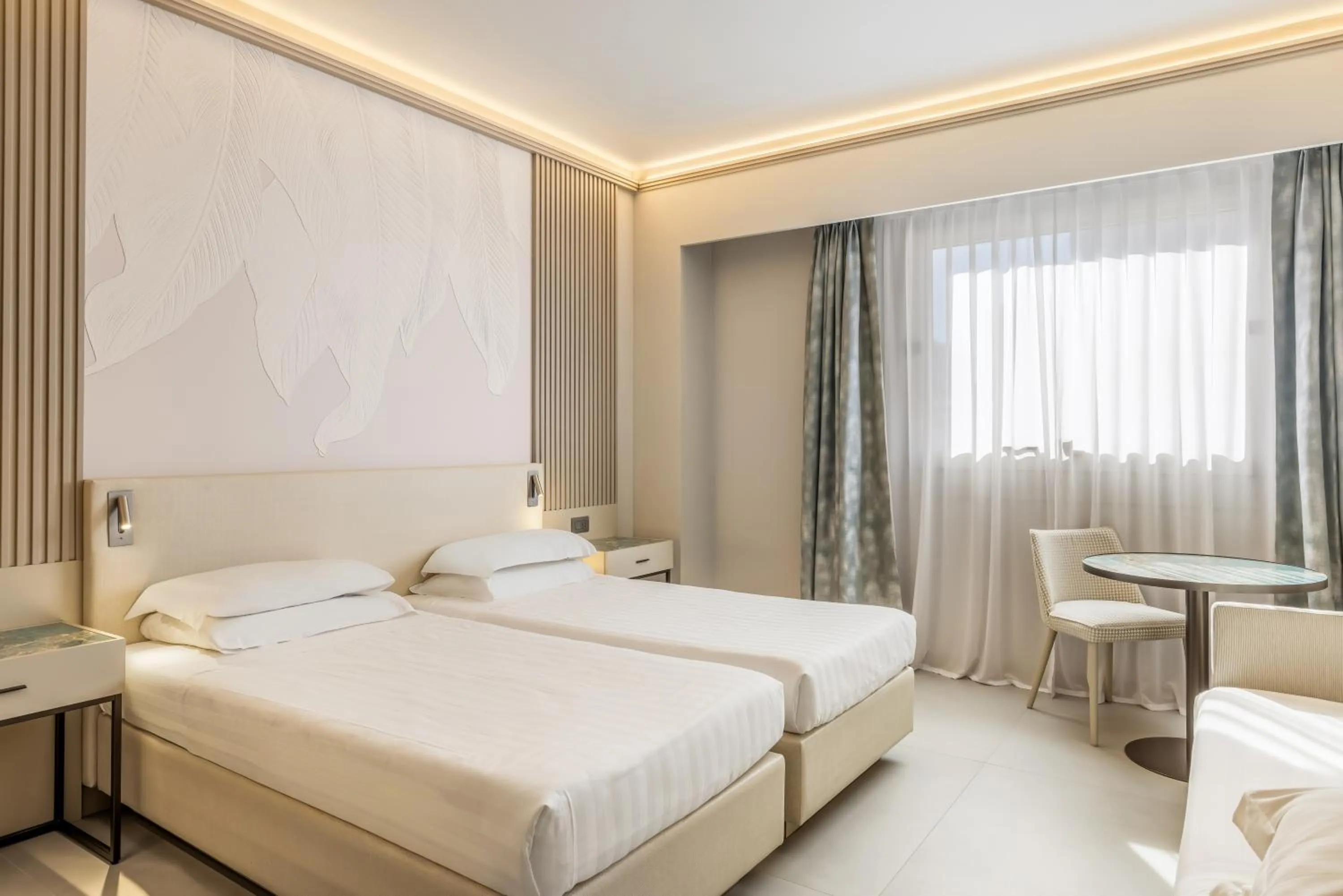 Comfort Triple Room in Abacus Hotel