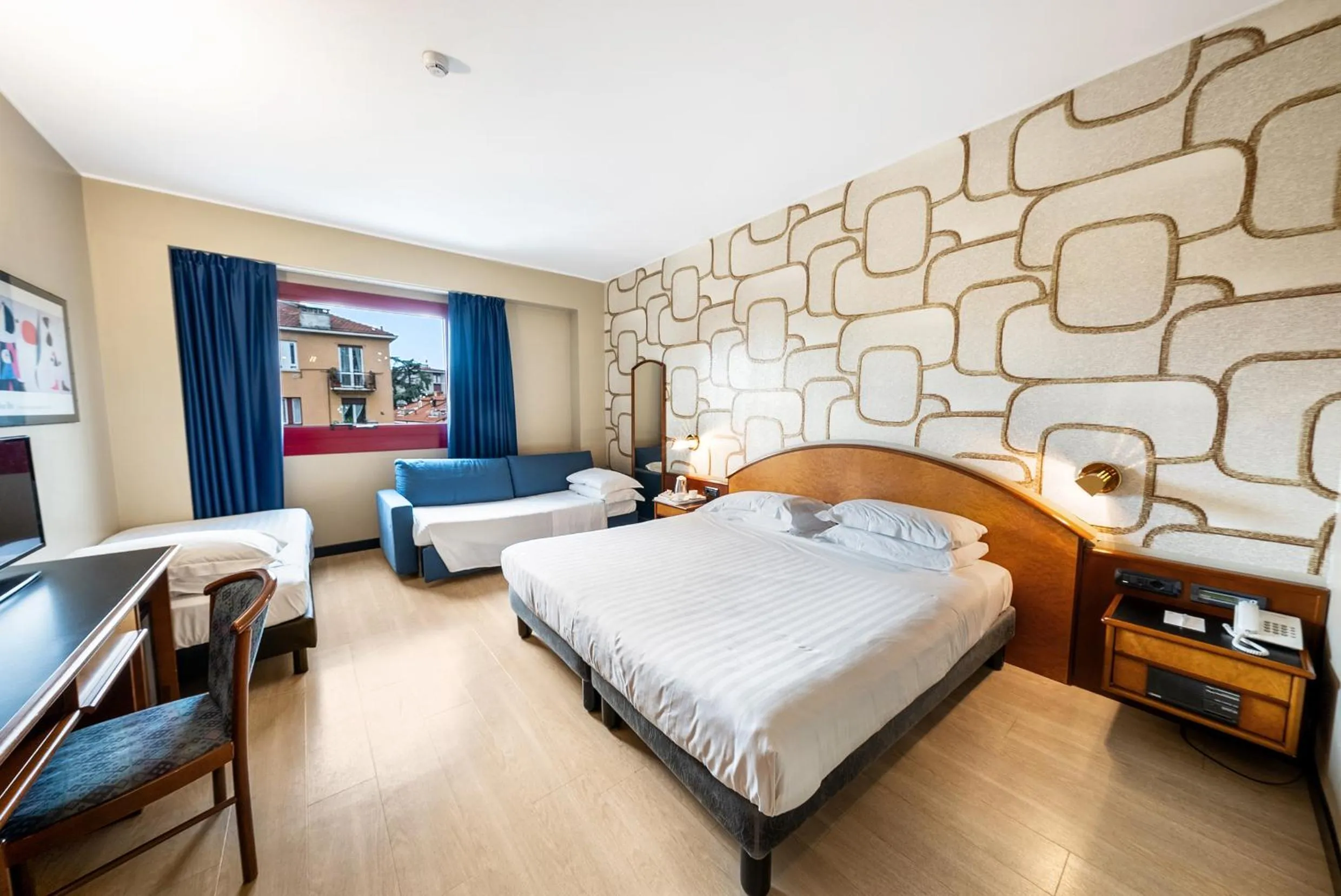 Family Junior Suite in Abacus Hotel