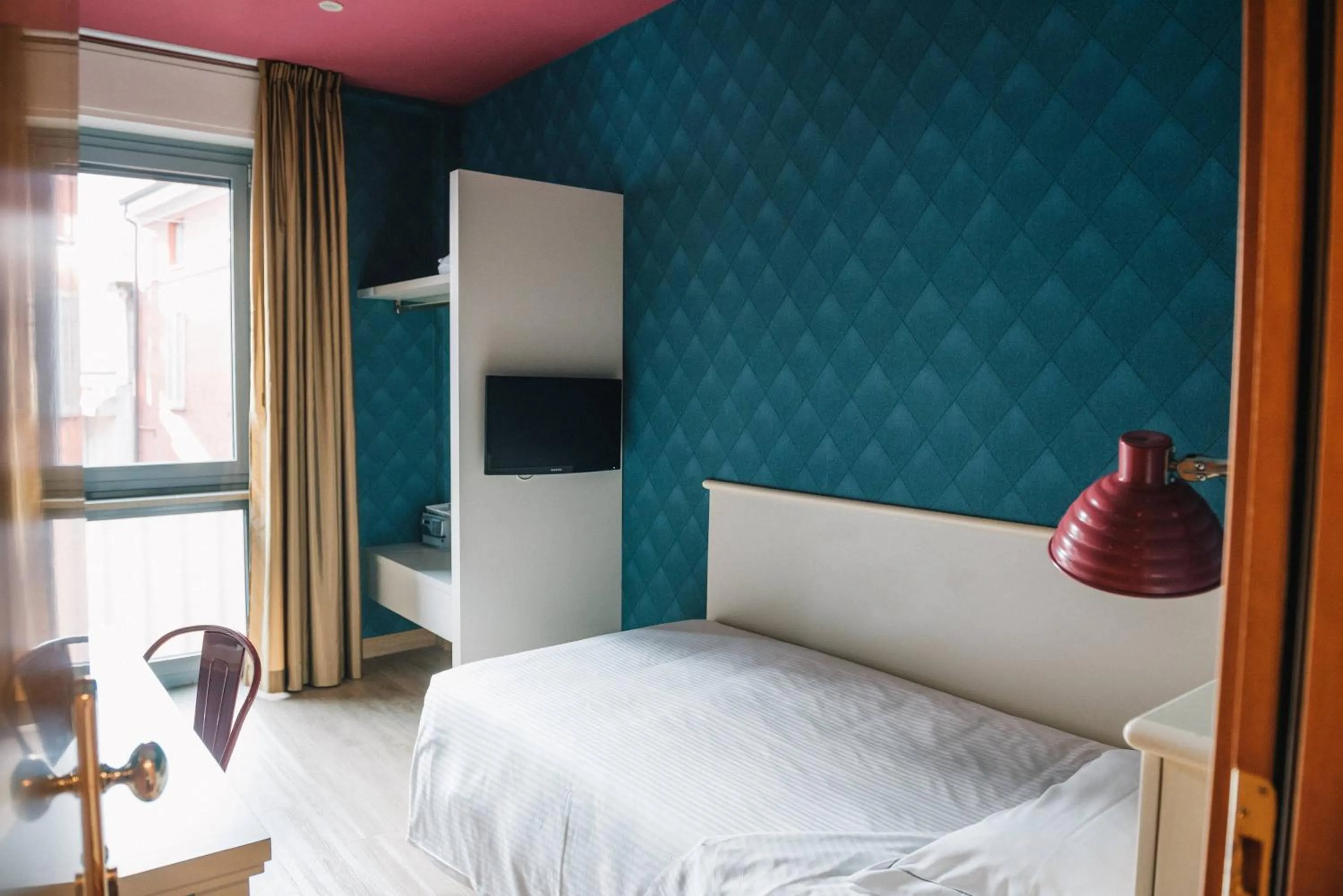 Single Room in Hotel Torino