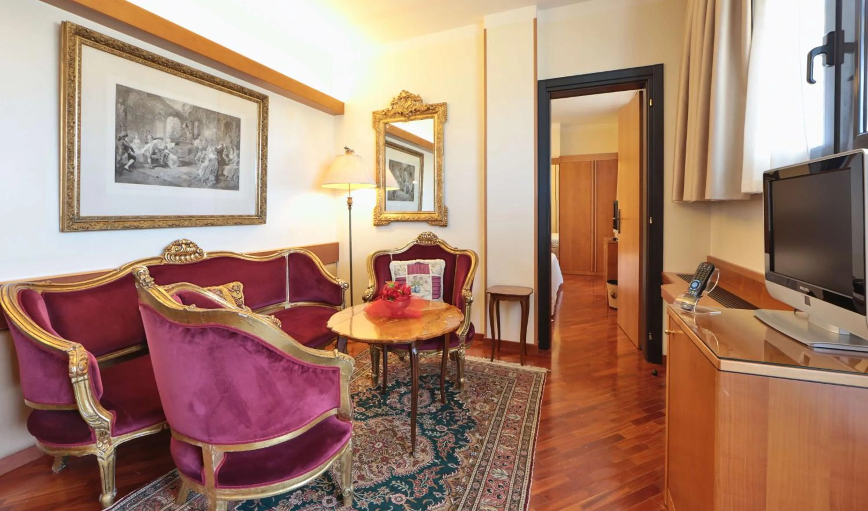 Junior King Suite in Best Western Hotel Dei Cavalieri