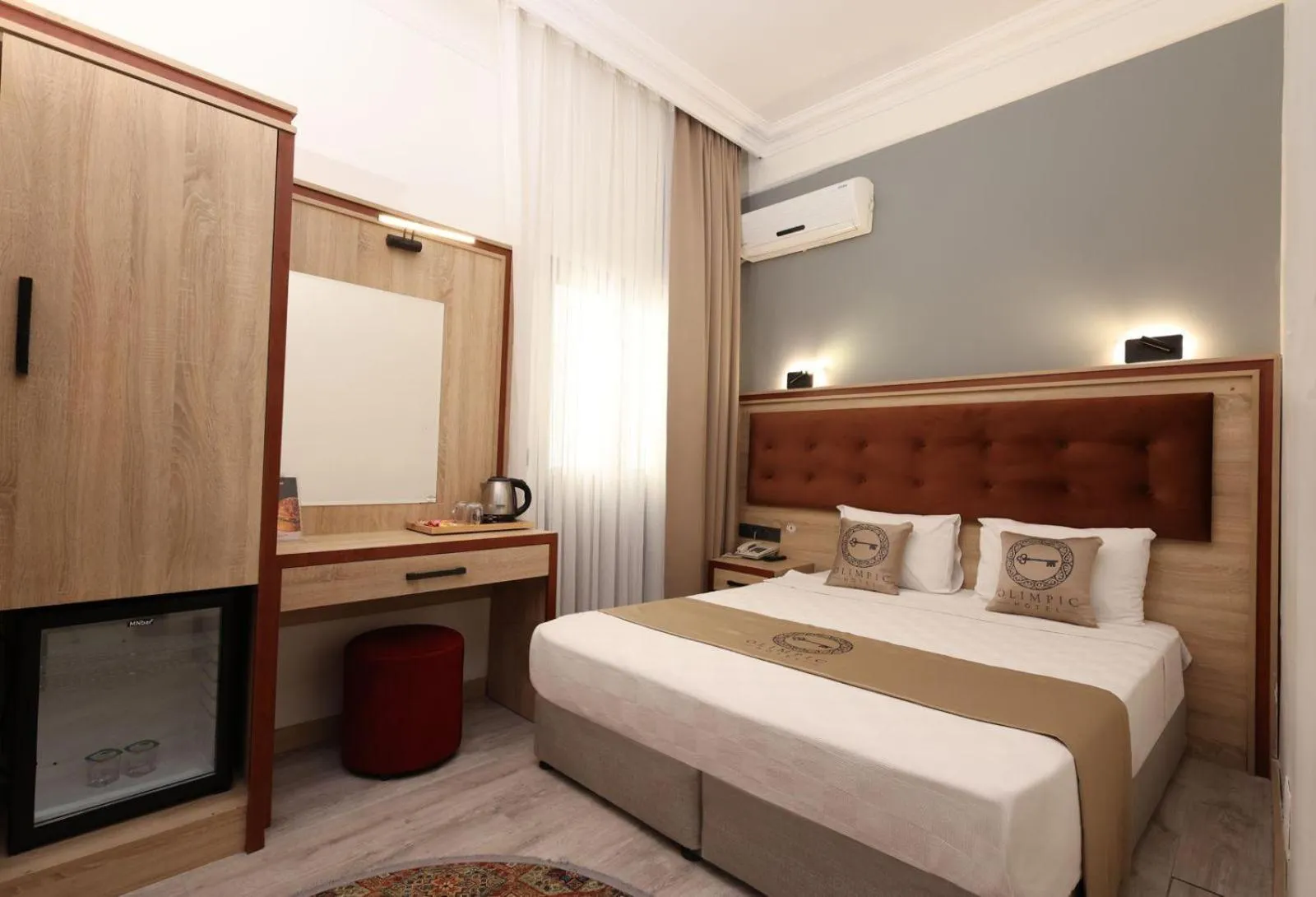 Standard Double Room in Olimpic Hotel