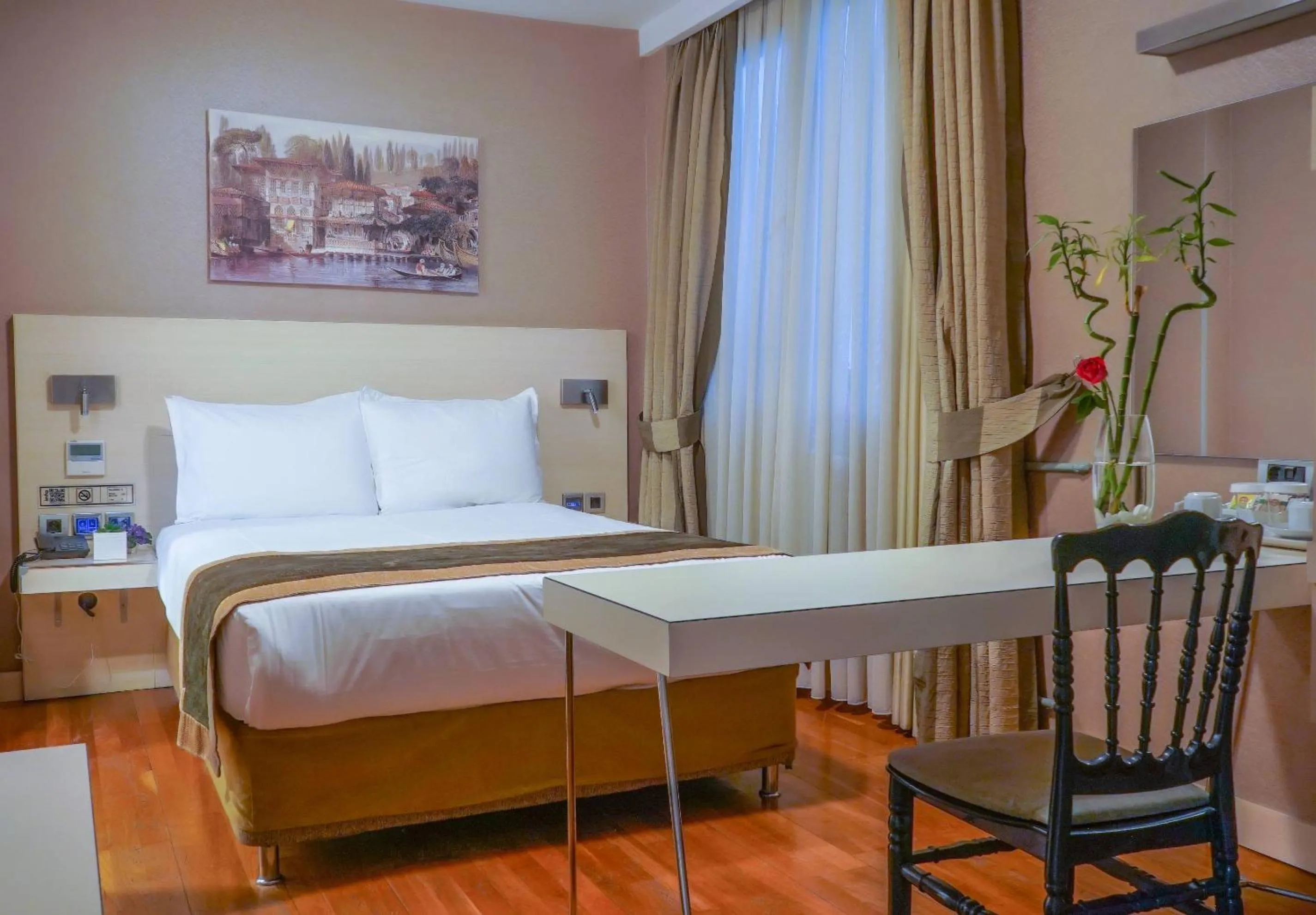 Economy Double or Twin Room in Hotel Troya