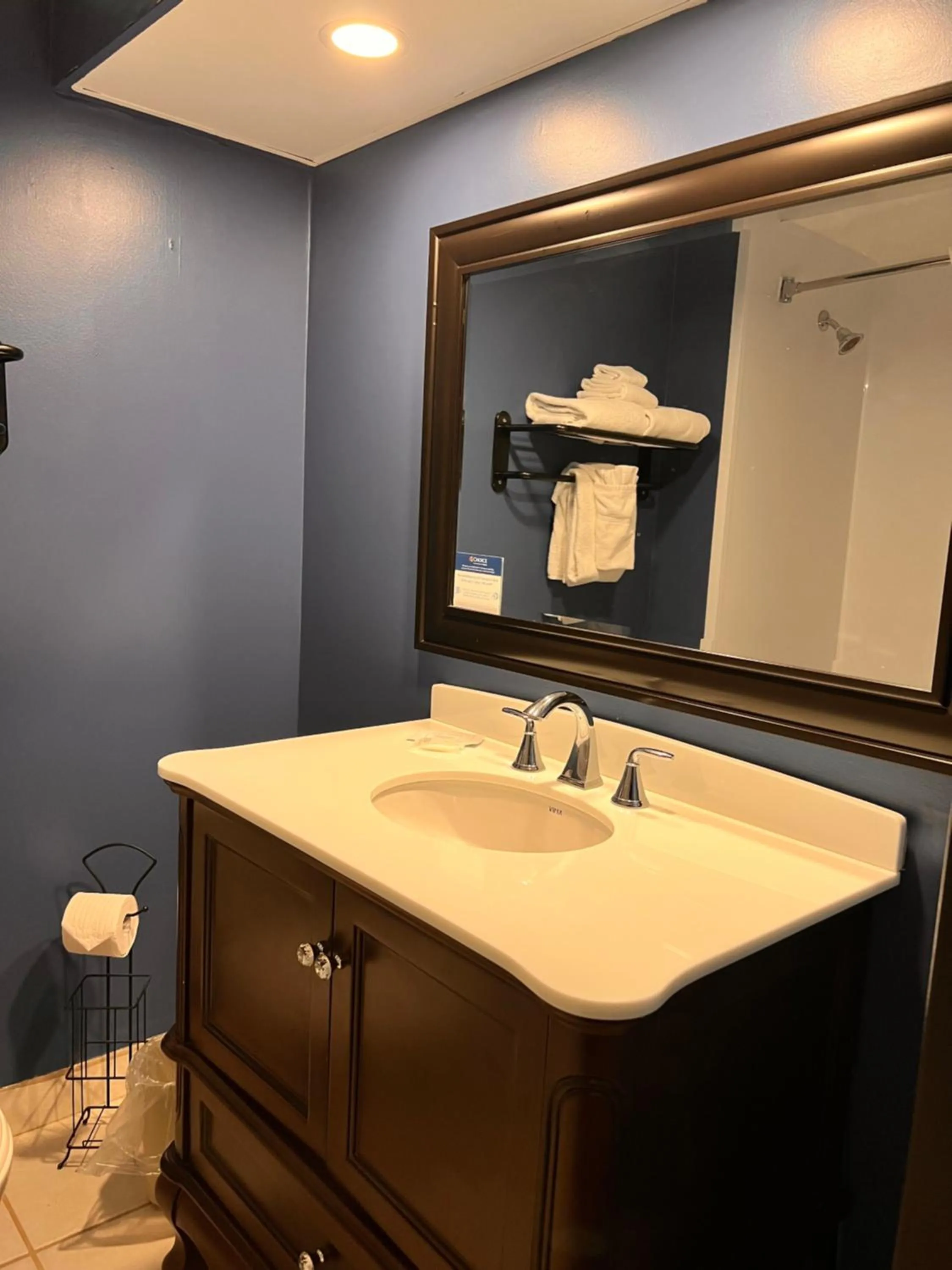 Queen Room - Non Smoking in Hearthstone Inn Sydney