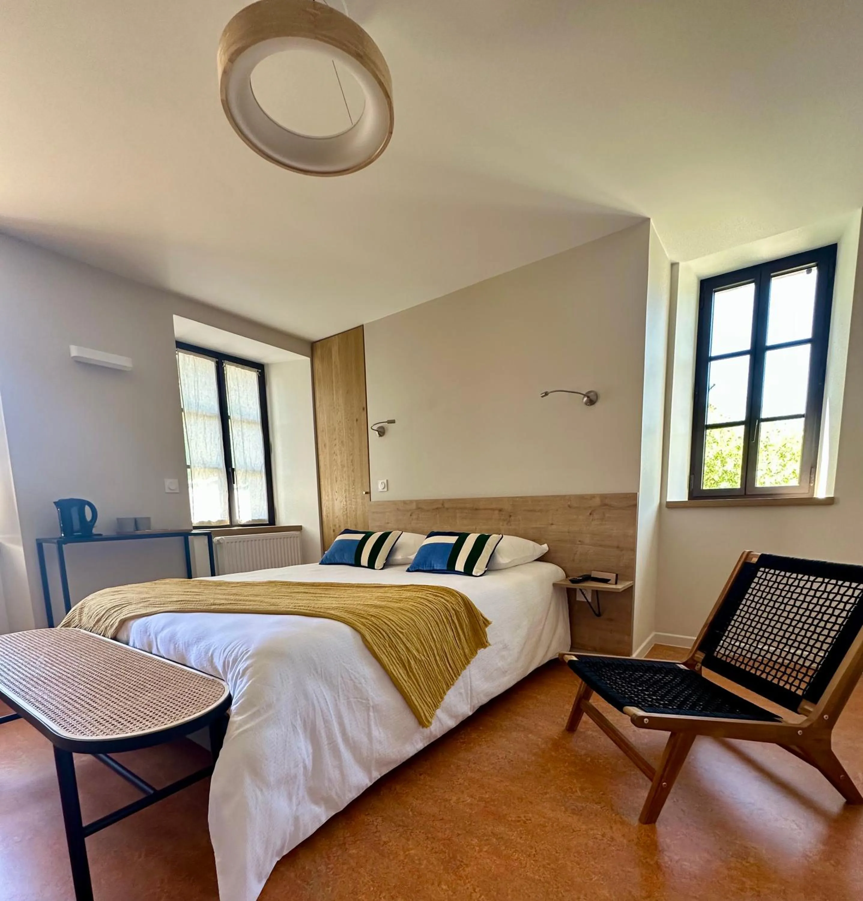 Double Room in Logis hôtel restaurant l'Argence