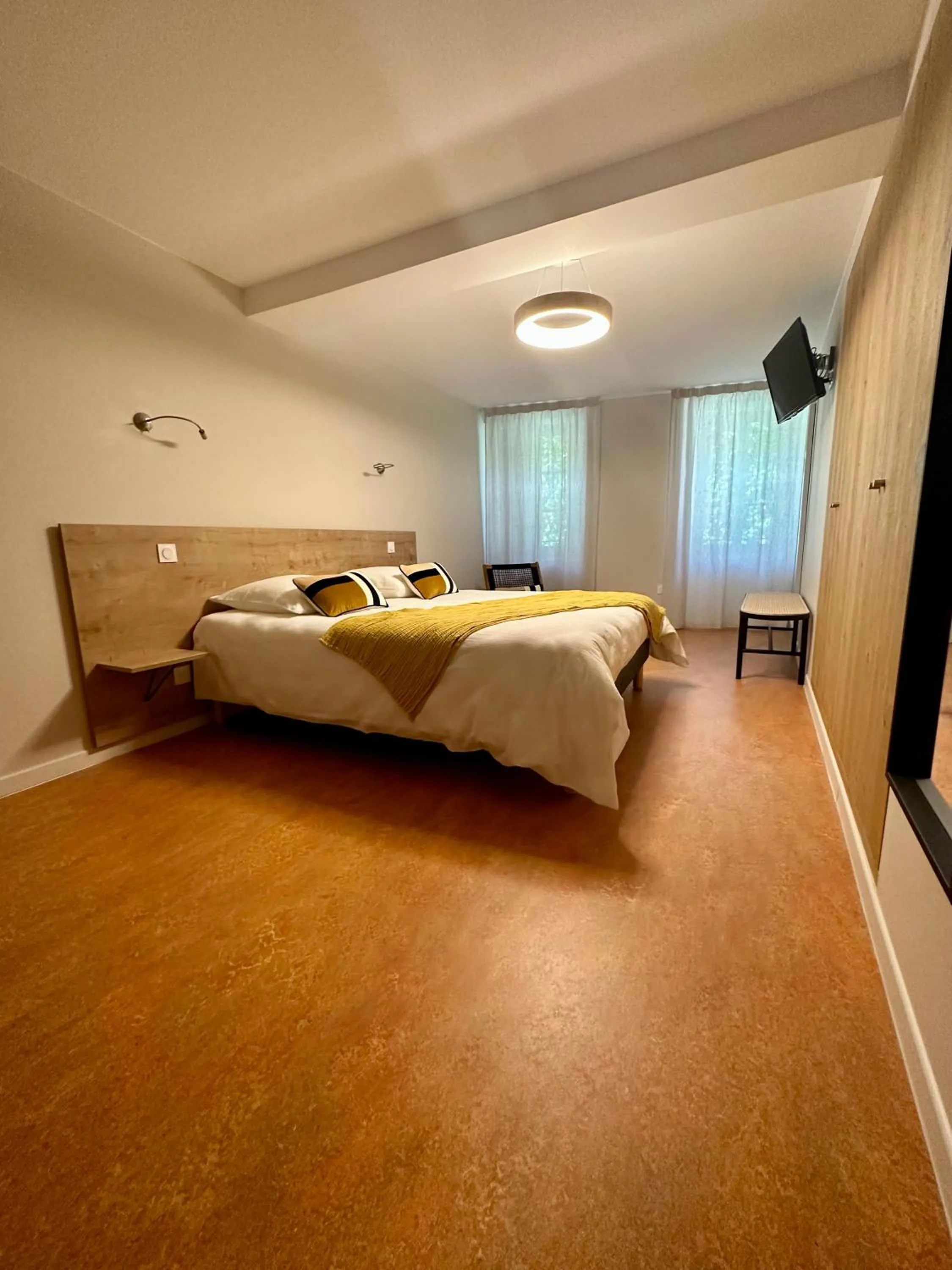 Deluxe Room in Logis hôtel restaurant l'Argence