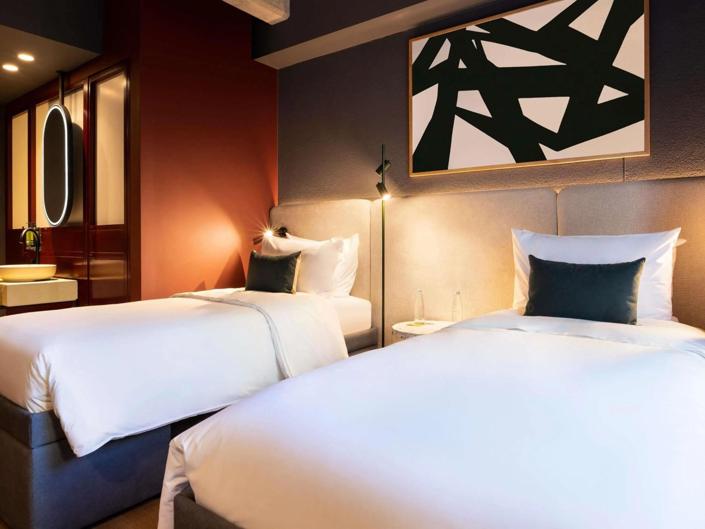 Tribe Extra Twin - single occupancy in Tribe Medellín