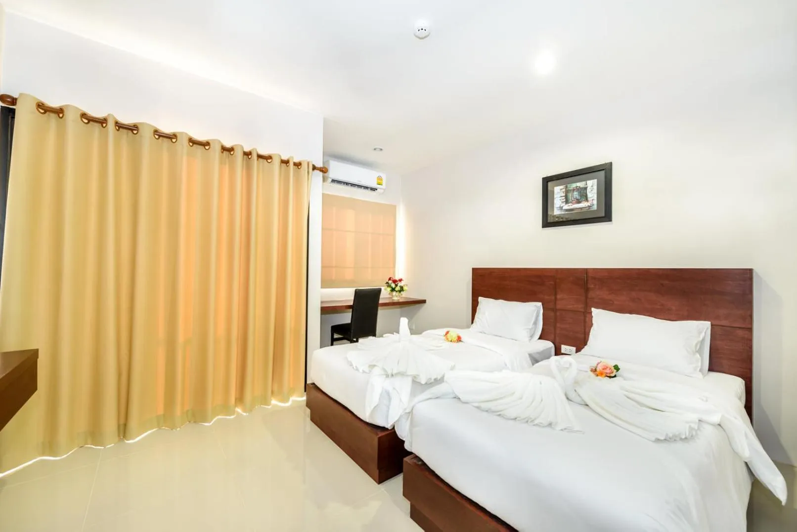 Apartment with Balcony in The Topaz Residence Phuket Town