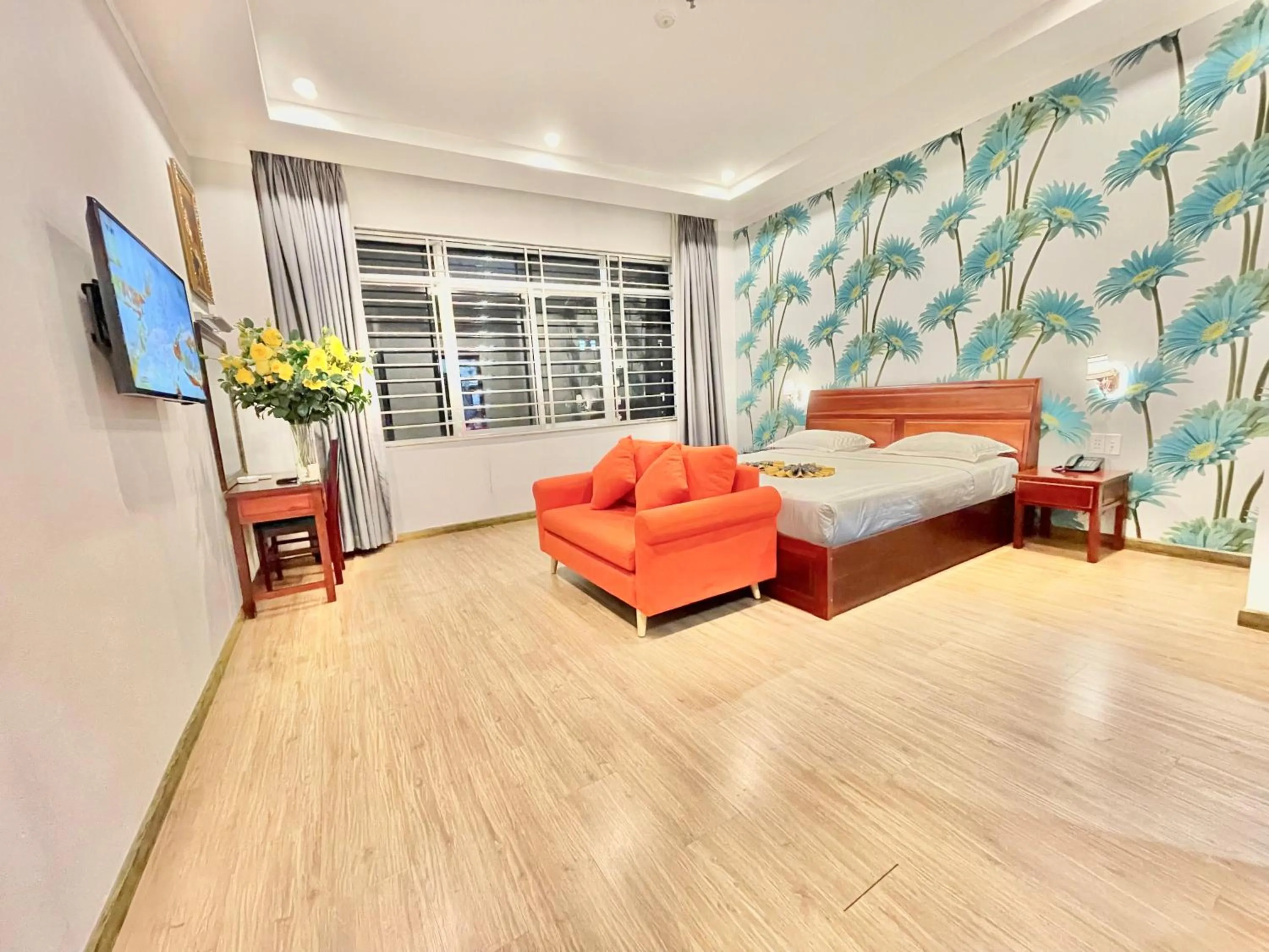 Executive Suite in Long Bao Chau Hotel