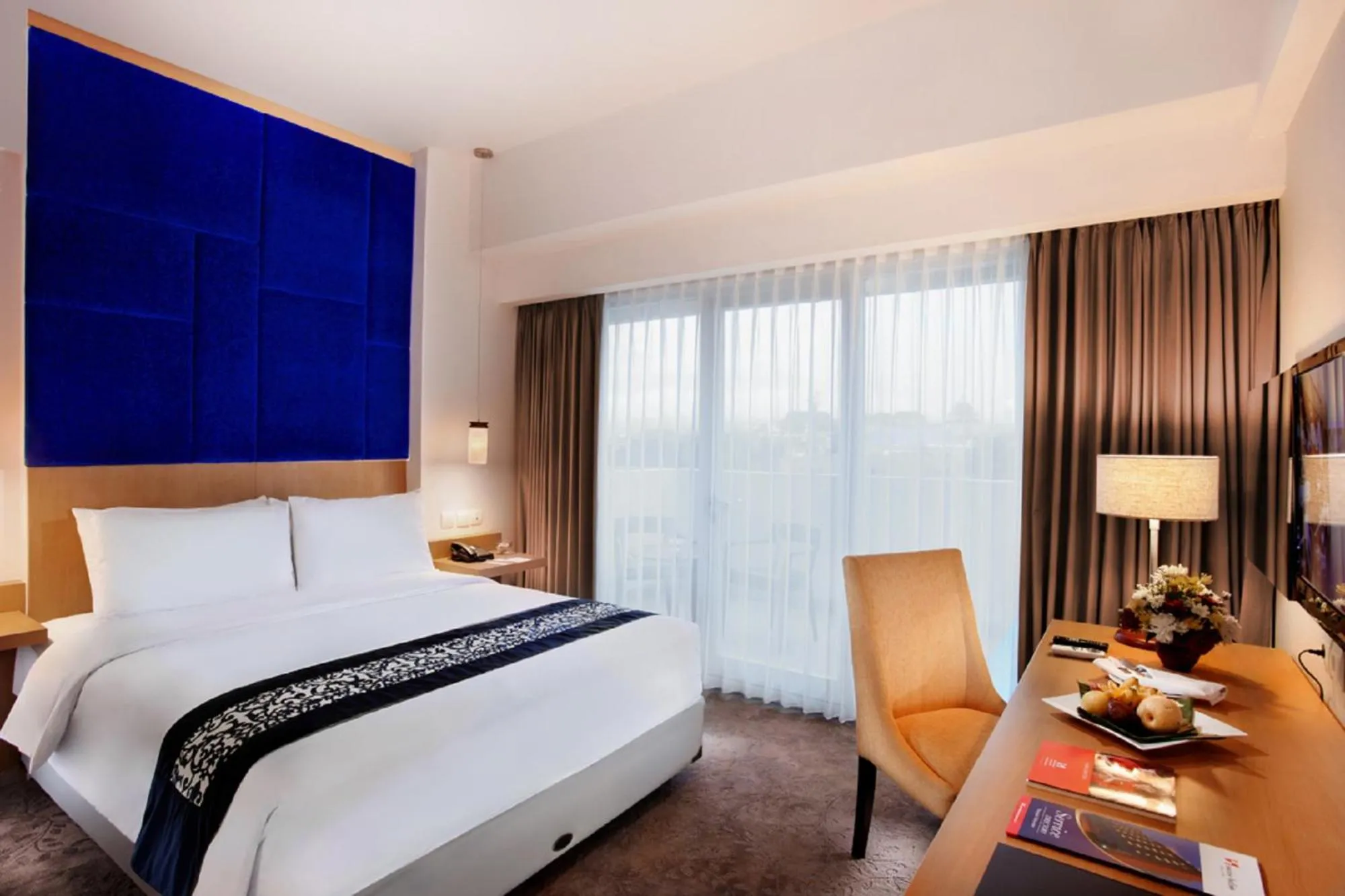 Superior Deluxe Queen Room in Swiss-Belinn Malang