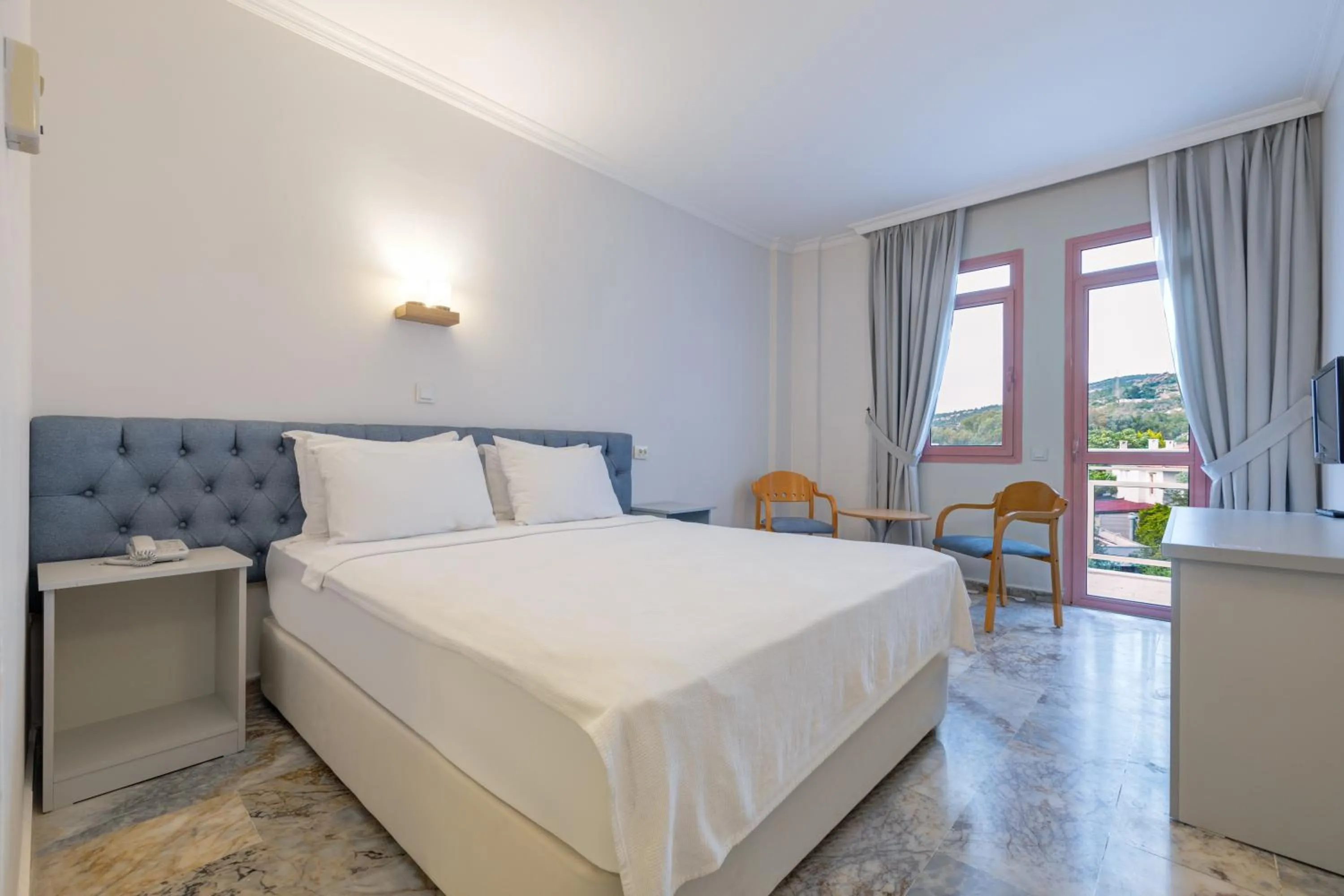 Standard Double or Twin Room in Hanedan Beach Hotel