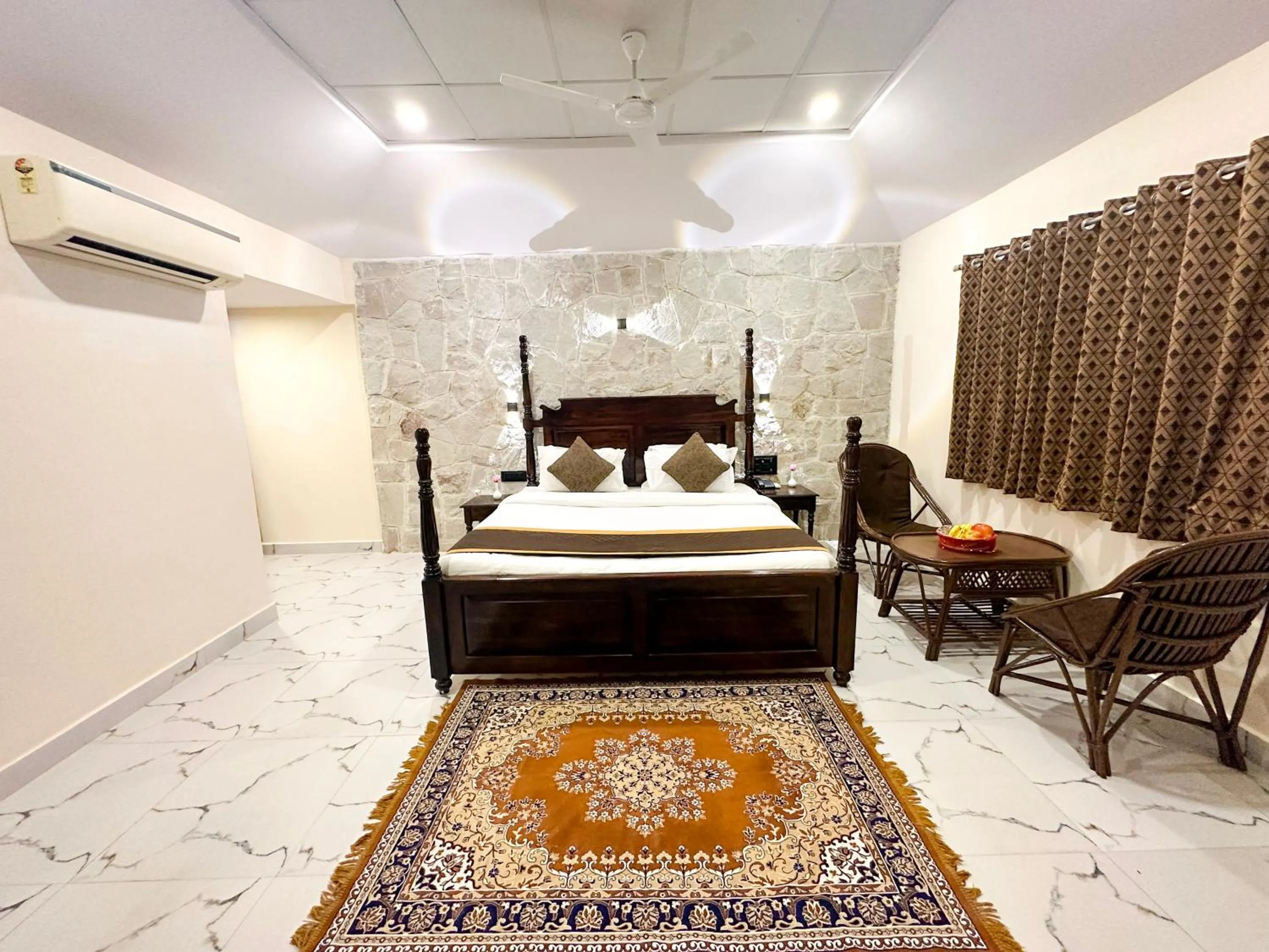 One-Bedroom Villa- (20 % Discount On Spa 10 % Discount On Excursions ,Free Welcome Drink on Arrival Free Welcome Drink on Arriva) - single occupancy in Ranthambhore National Resort