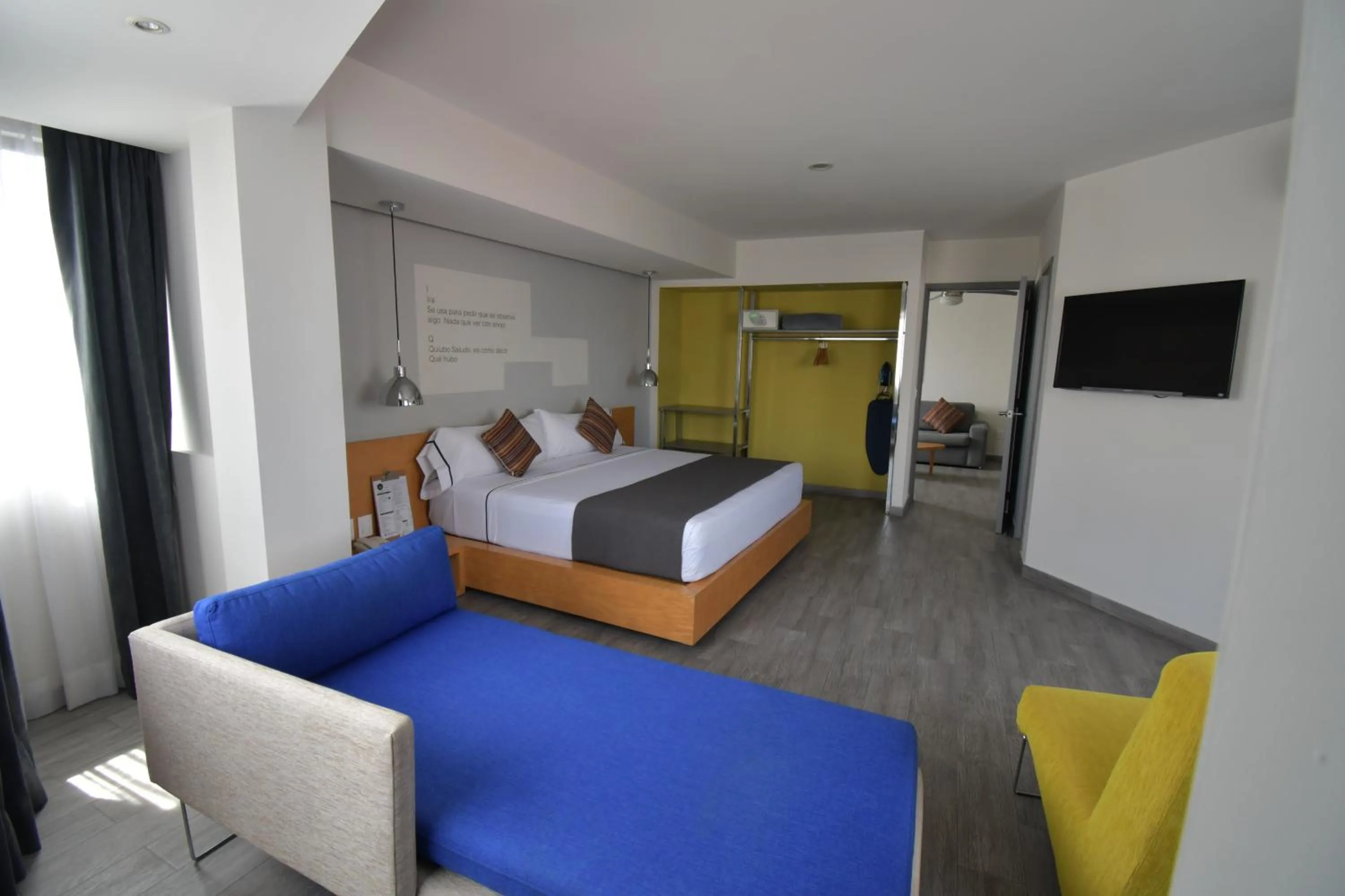 Suite in Hotel Perla Central