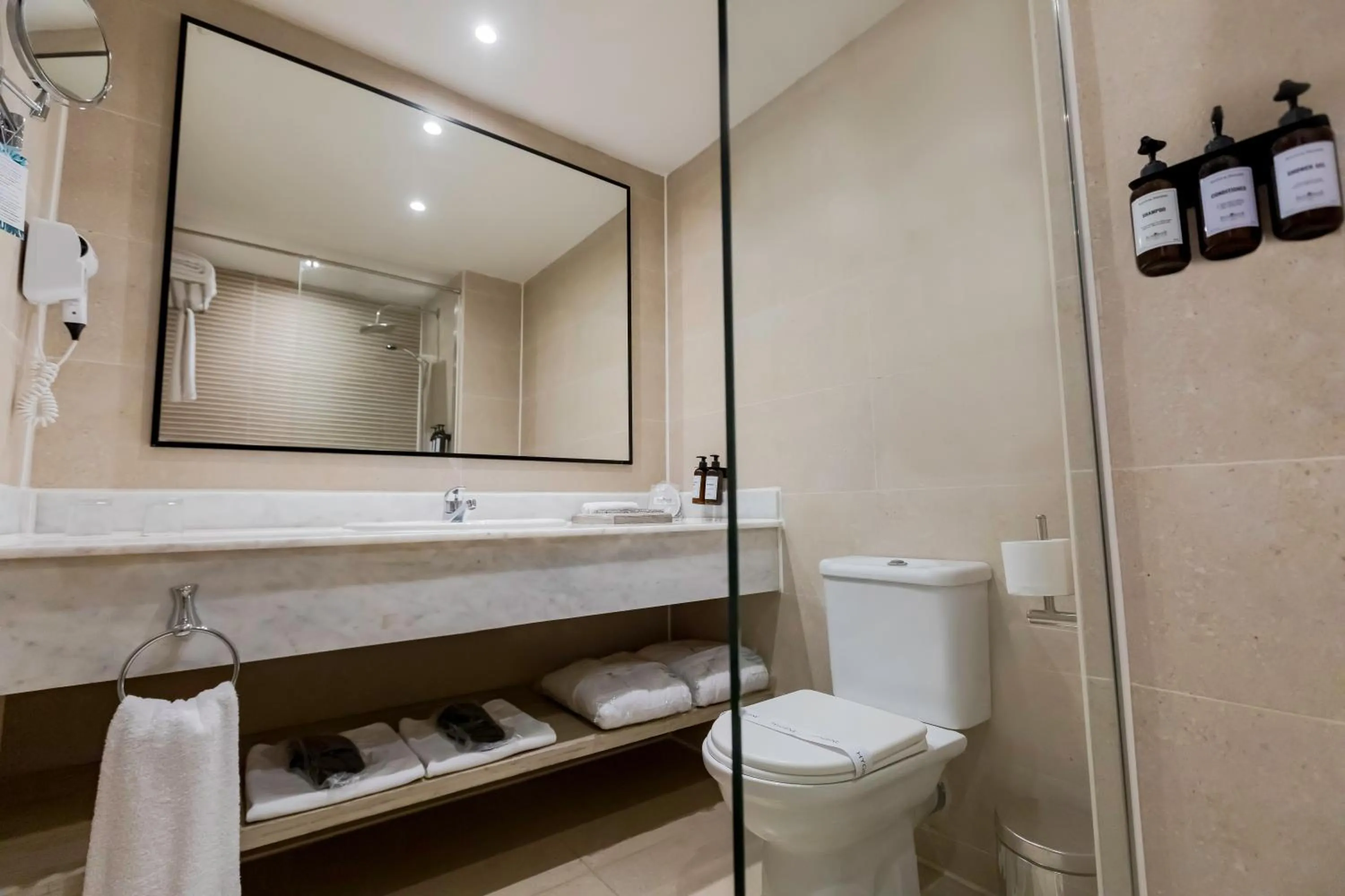 Deluxe Room - single occupancy in Sunrise Alma Bay Resort