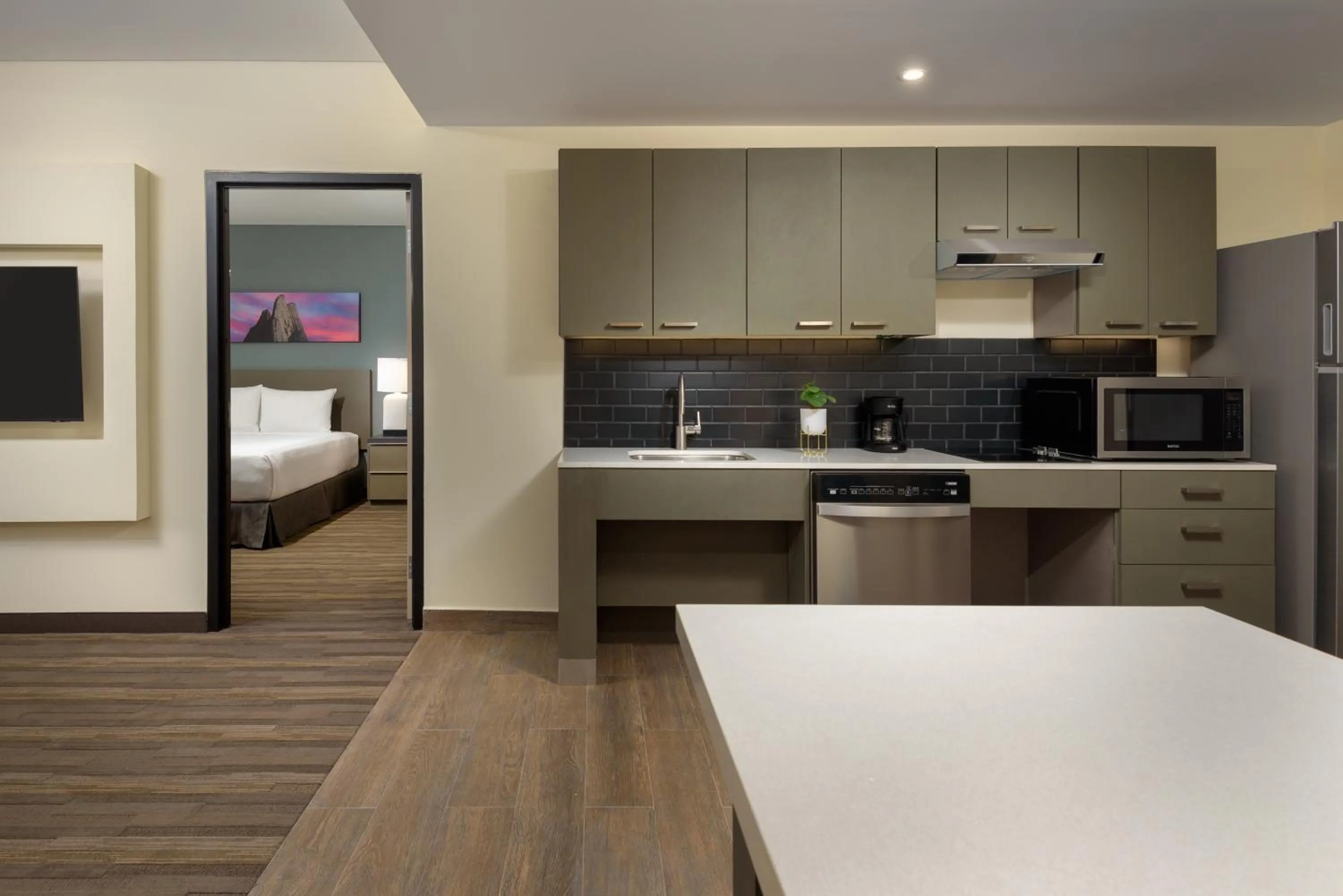 King Suite with Kitchen and Sofa Bed in Hyatt House Monterrey Valle San Pedro