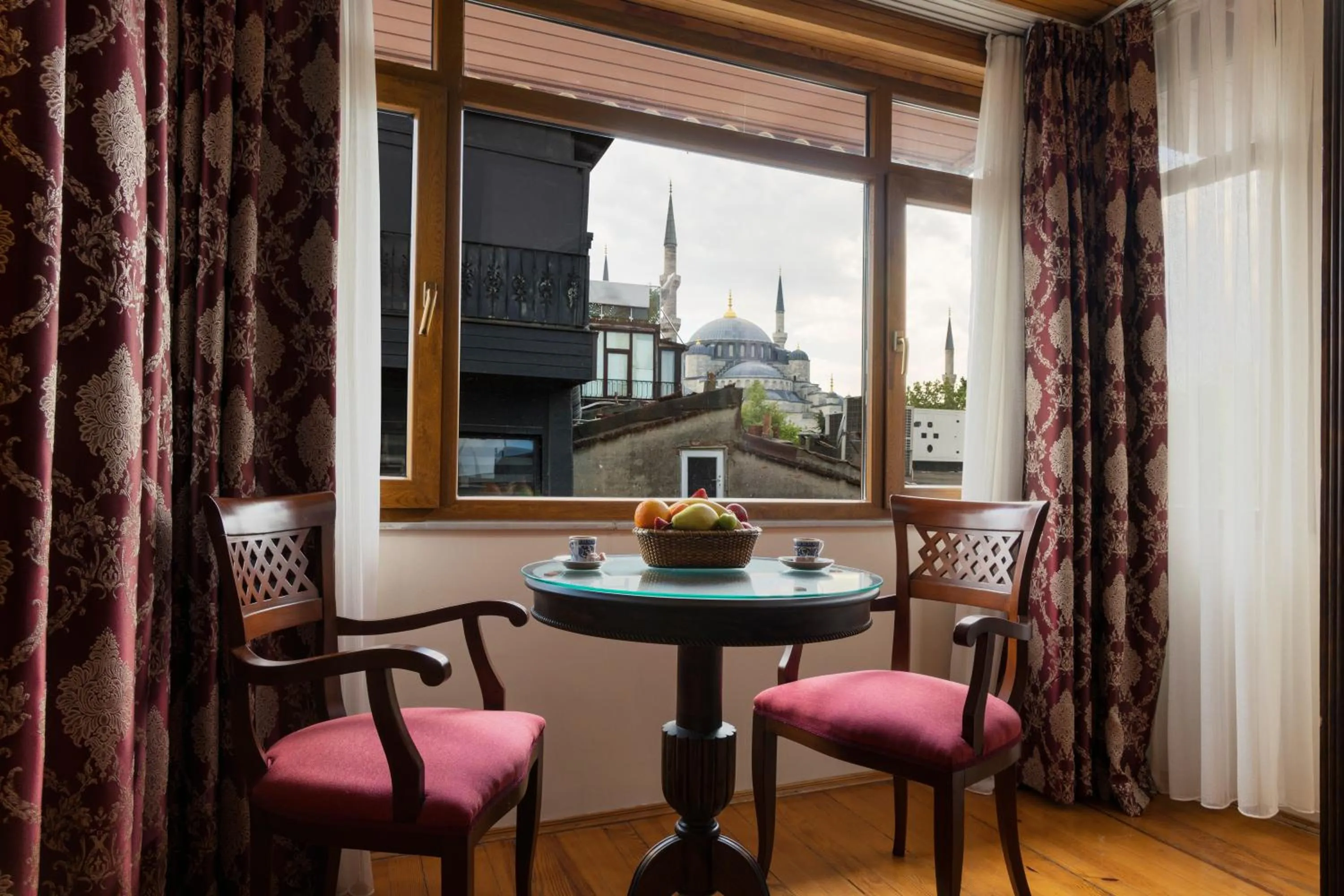 Suite with Blue Mosque View in Seven Hills Hotel - Special Category