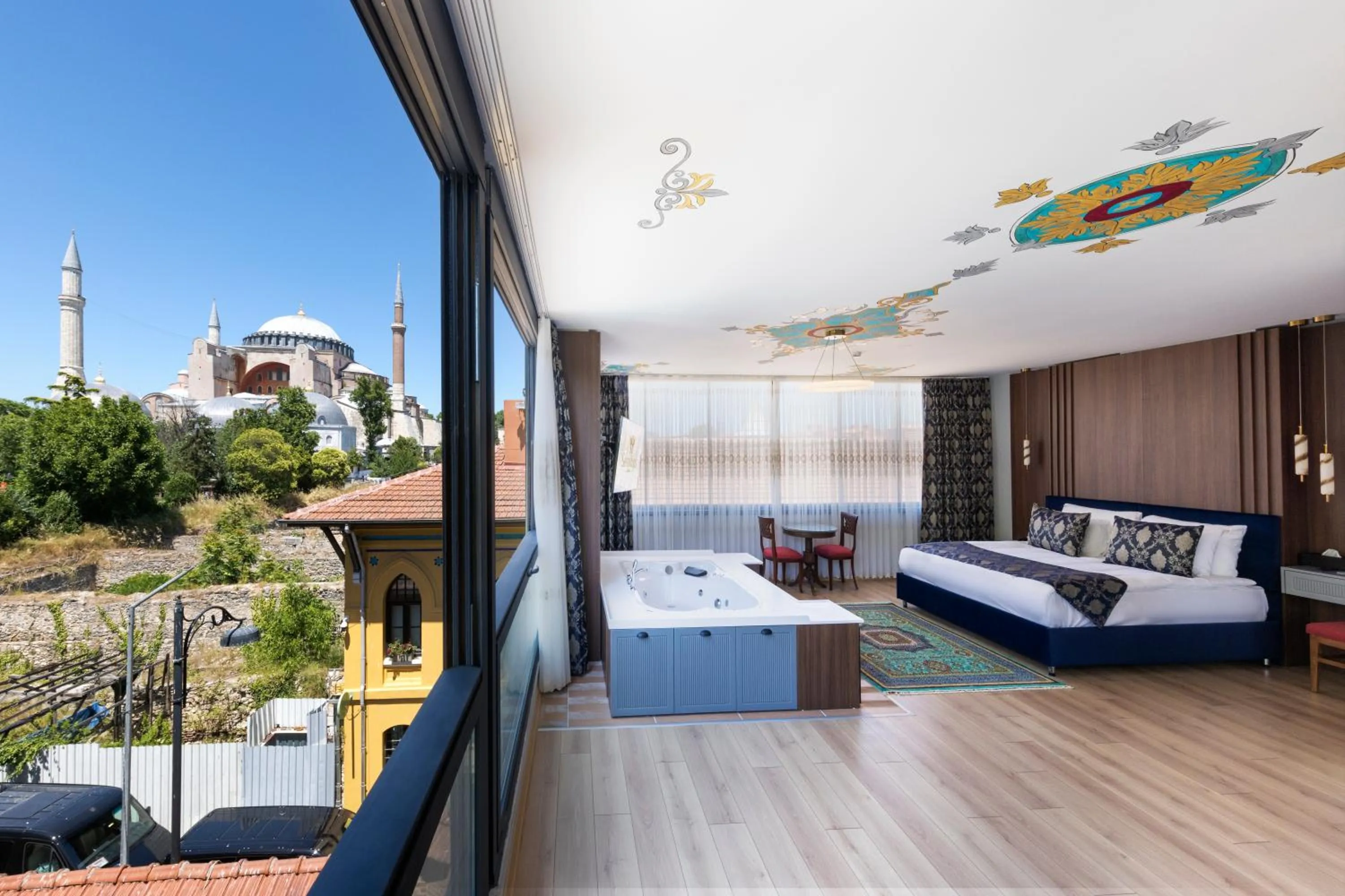 Queen Suite with Hagia Sophia View in Seven Hills Hotel - Special Category