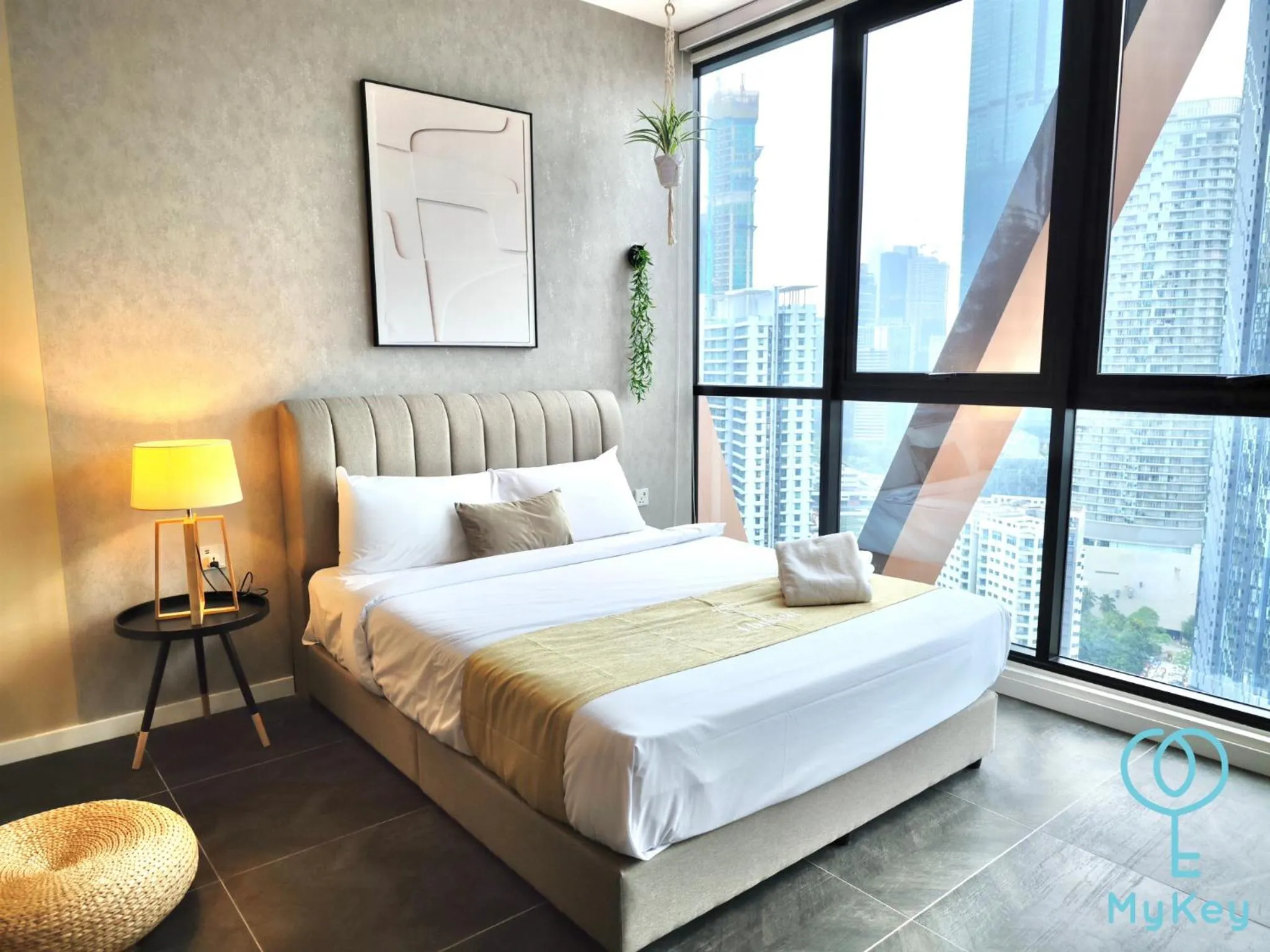 Junior Suites in Scarletz Suites KLCC by MyKey