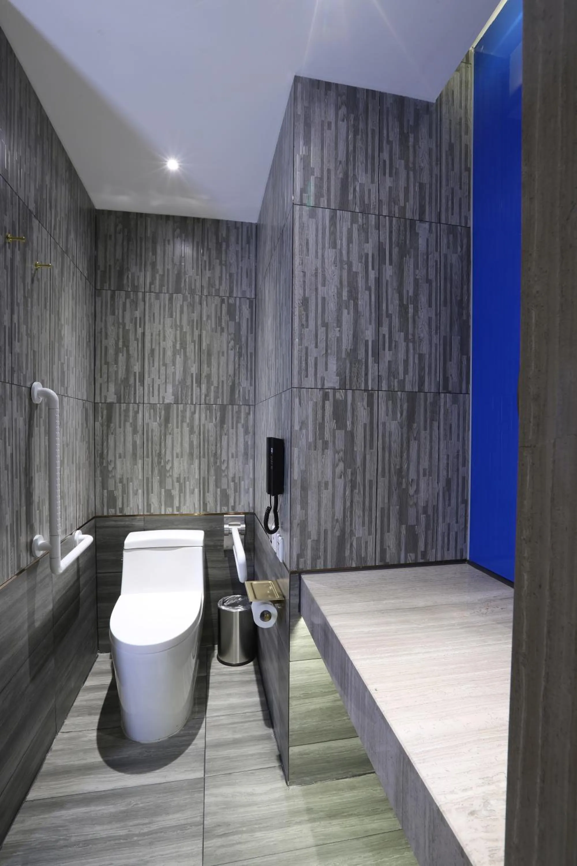 Twin Room - Disability Access in Holiday Inn Express Hengshui Railway Station by IHG