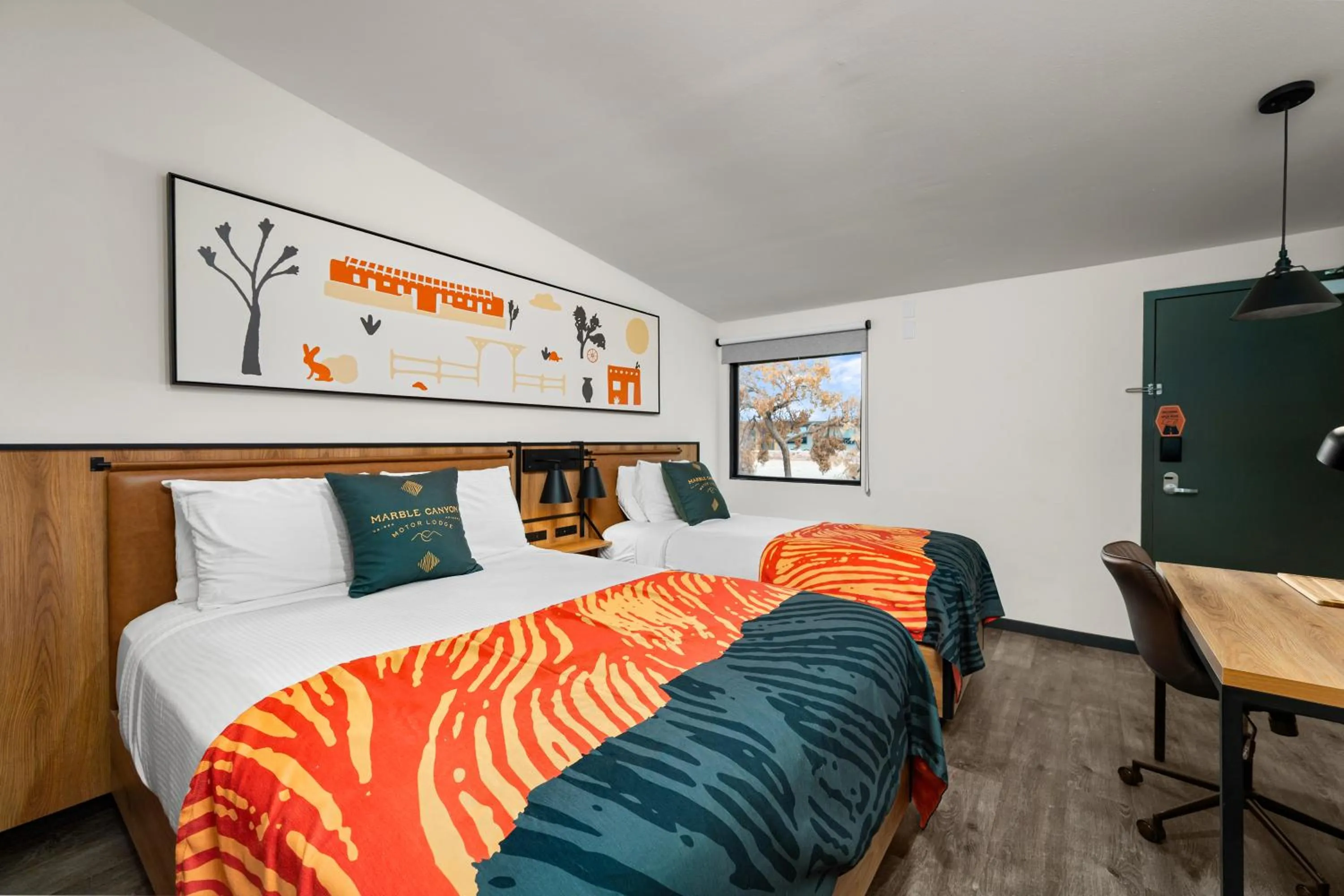 Deluxe Triple Room in Marble Canyon Lodge