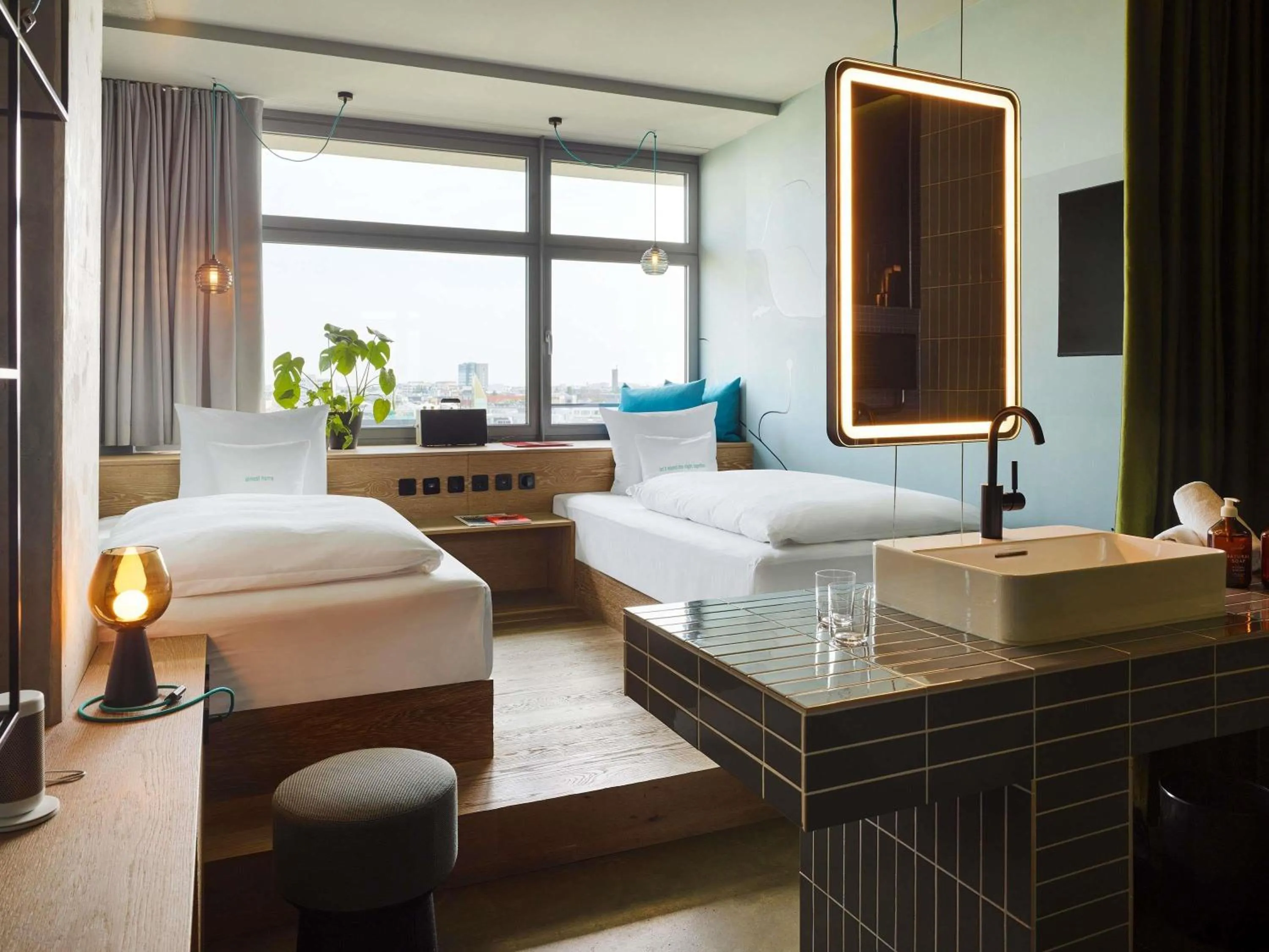 Medium Urban Twin in 25hours Hotel Bikini Berlin