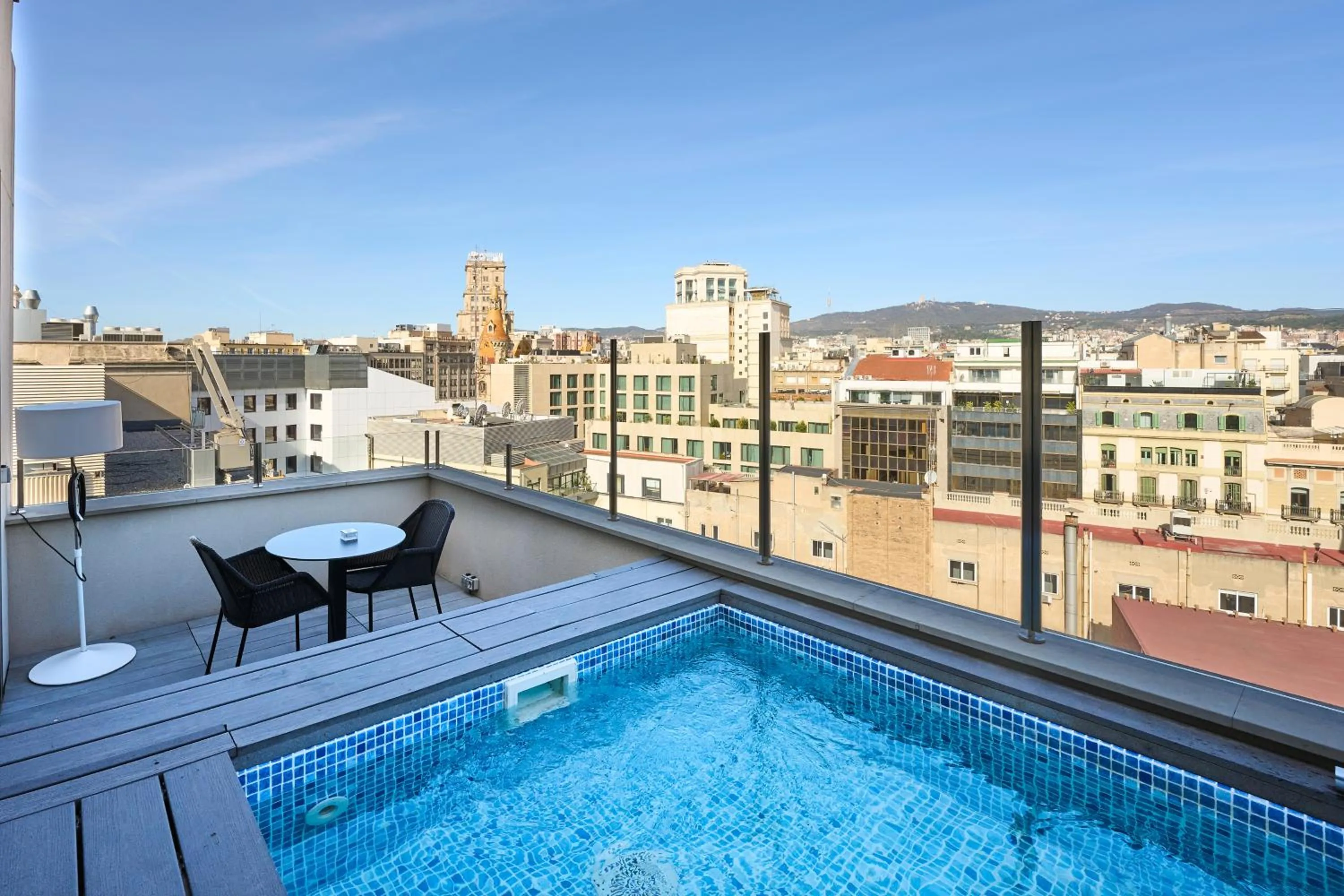 Junior Suite with Private Pool in Catalonia Square 4* Sup