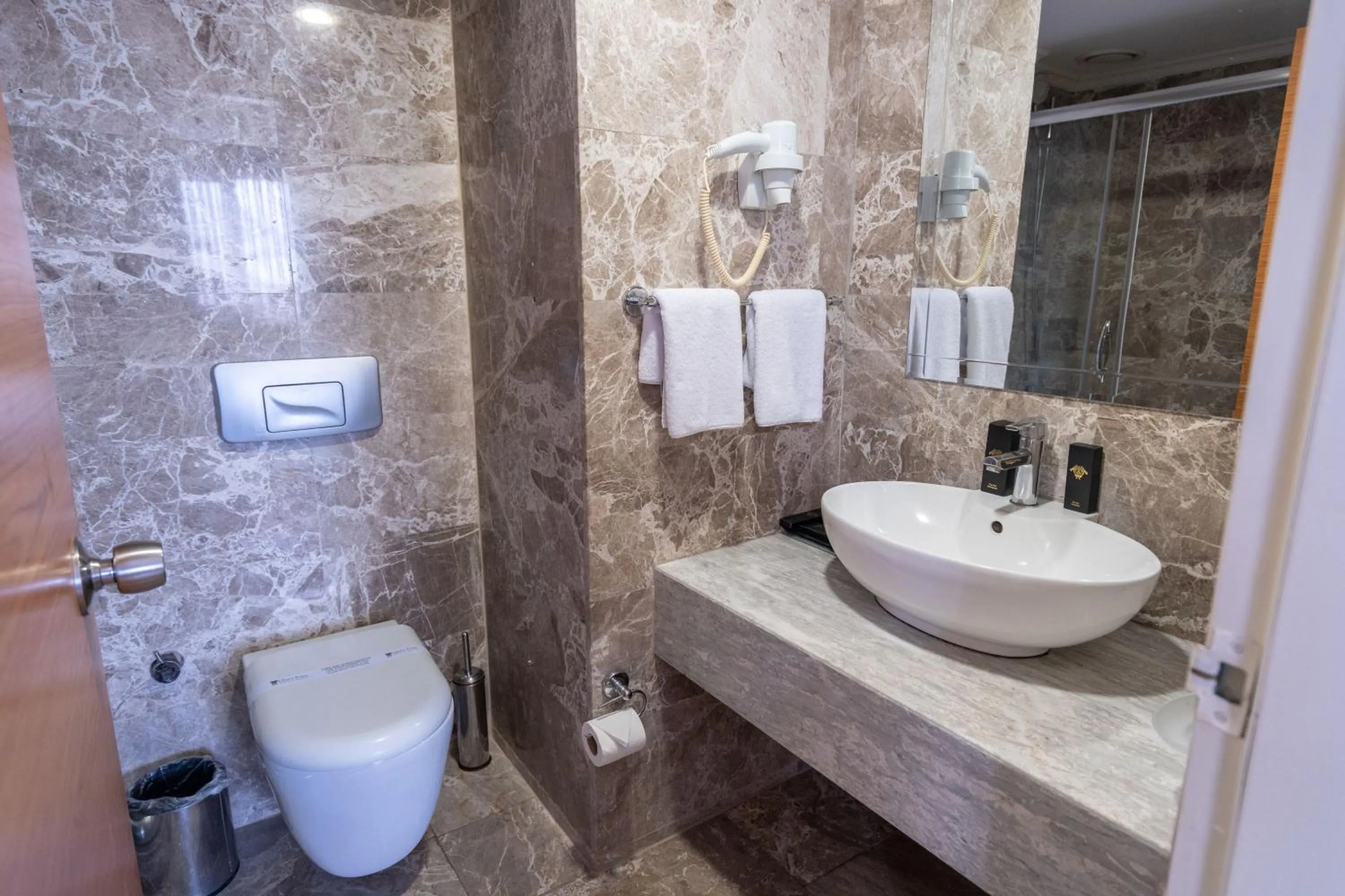 Standard Triple Room in The Green Park Taksim