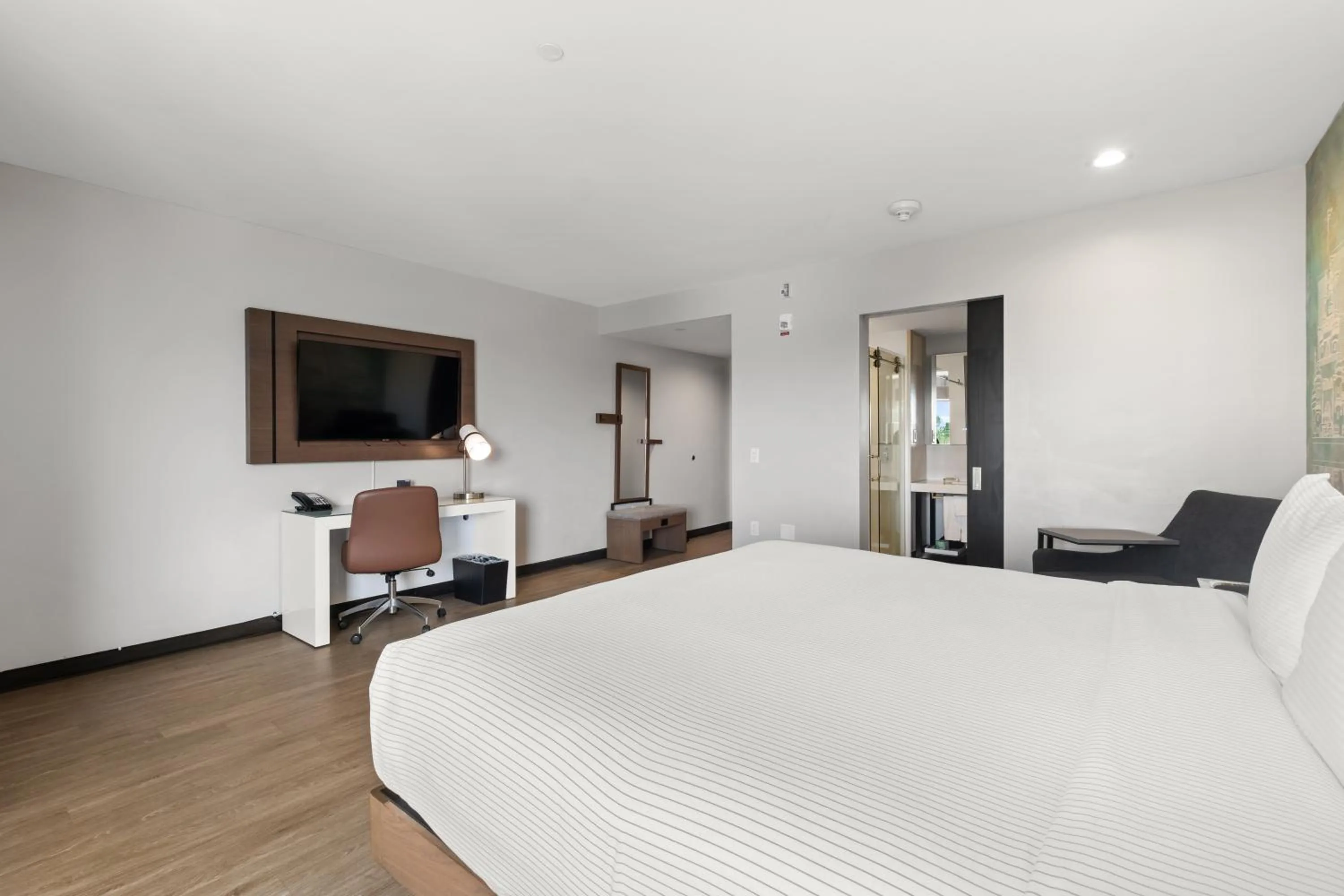 King Room Premium View - Non Smoking in Cambria Hotel Orlando near Universal Theme Parks