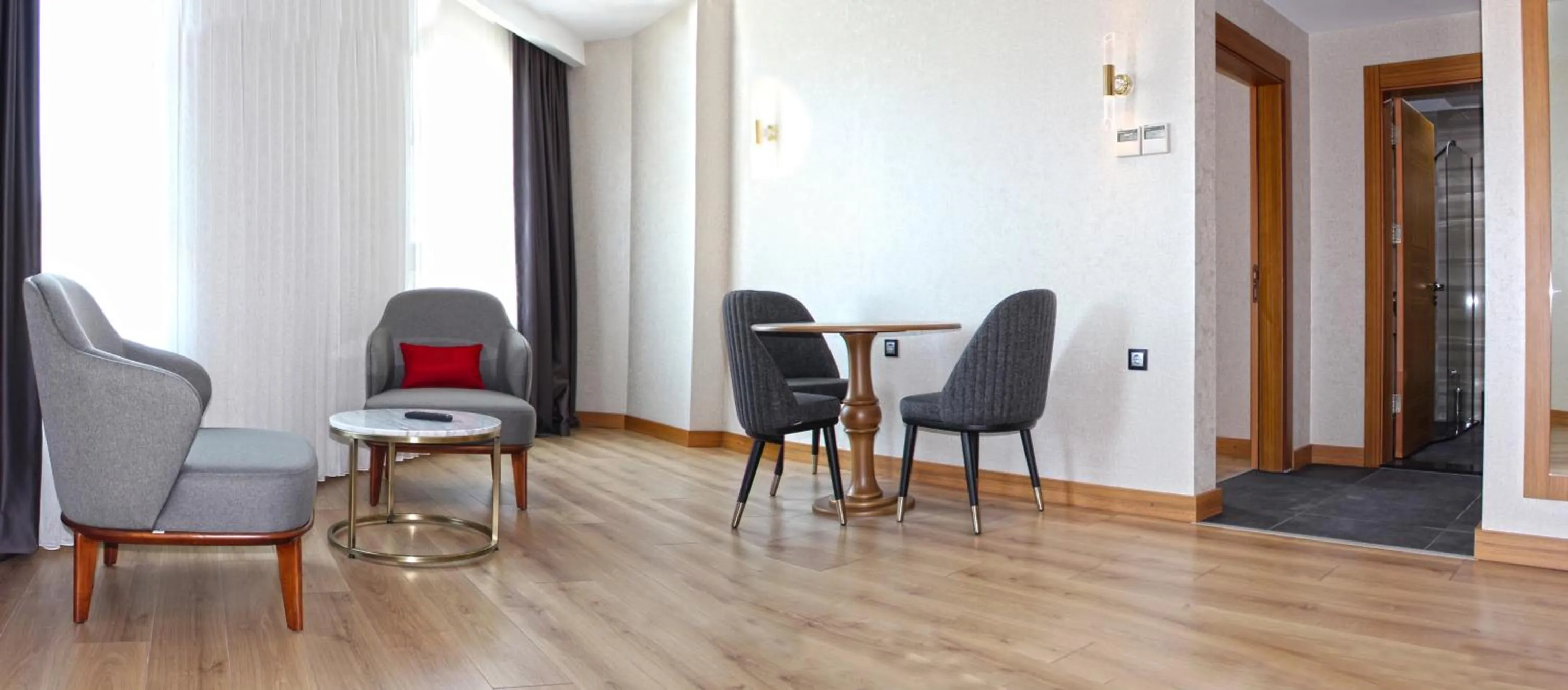 King Suite - single occupancy - Non-Smoking in Ramada Plaza by Wyndham Ordu