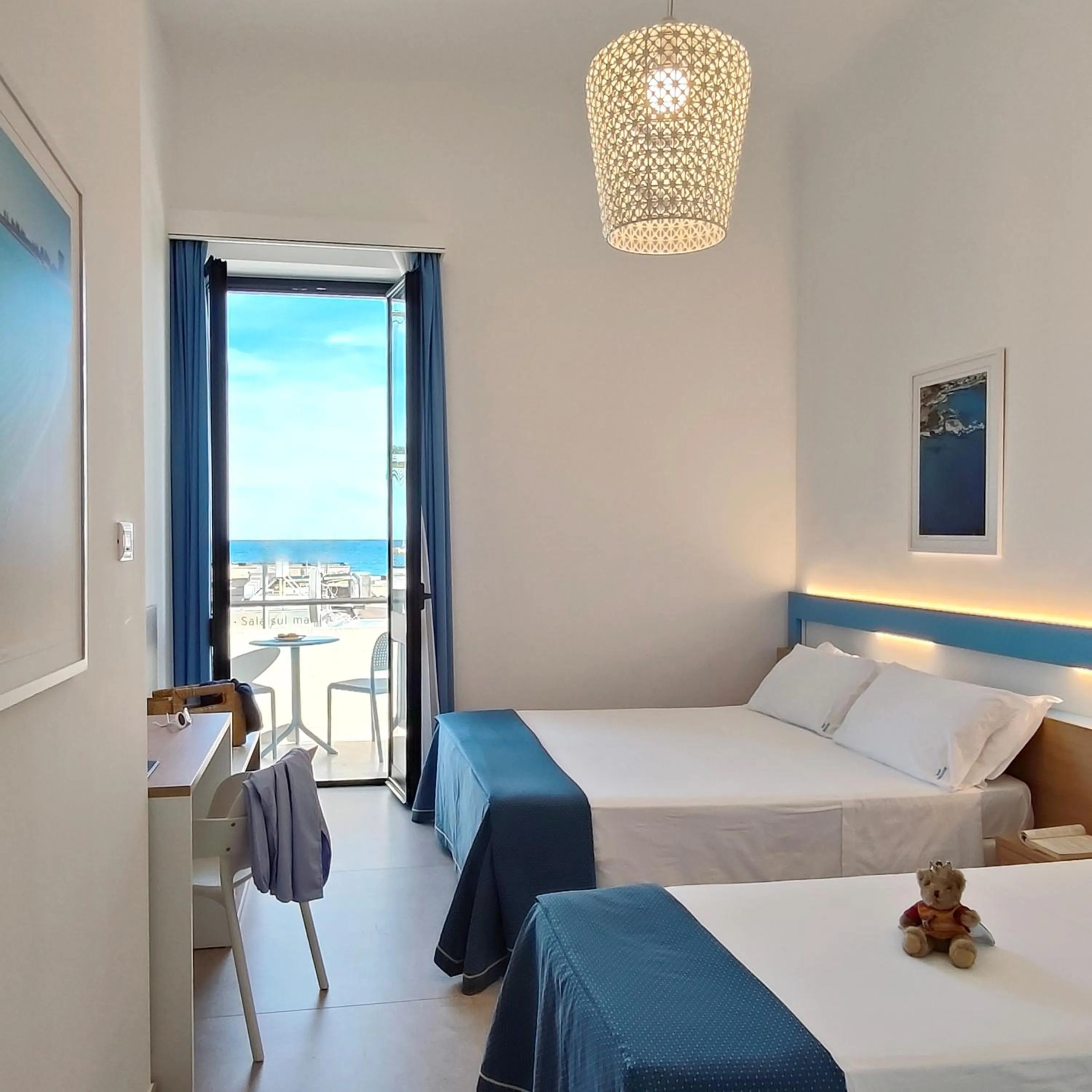 Triple Room with Balcony and Sea View in Hotel Miramare
